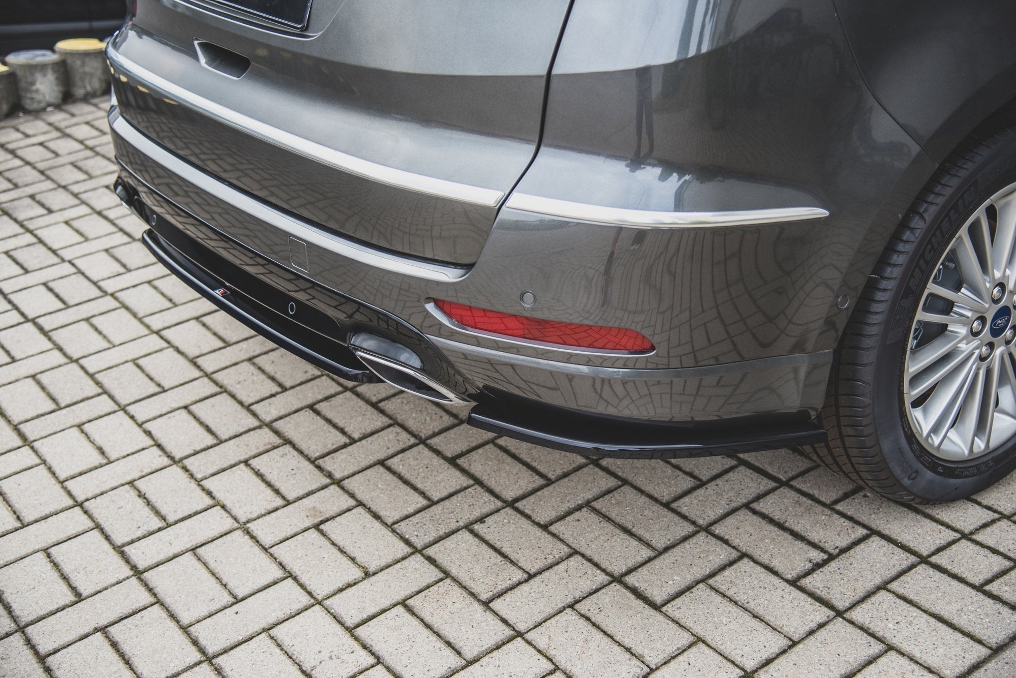 Rear-Side-Splitters-Ford-S-Max-Vignale-MK2-Facelift-GB