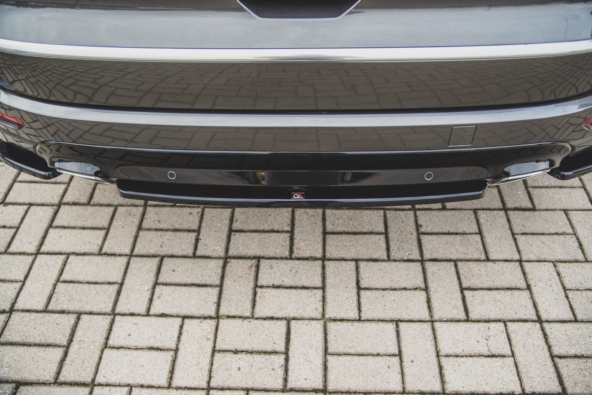 Central-Rear-Splitter-Ford-S-Max-Vignale-MK2-Facelift-GB