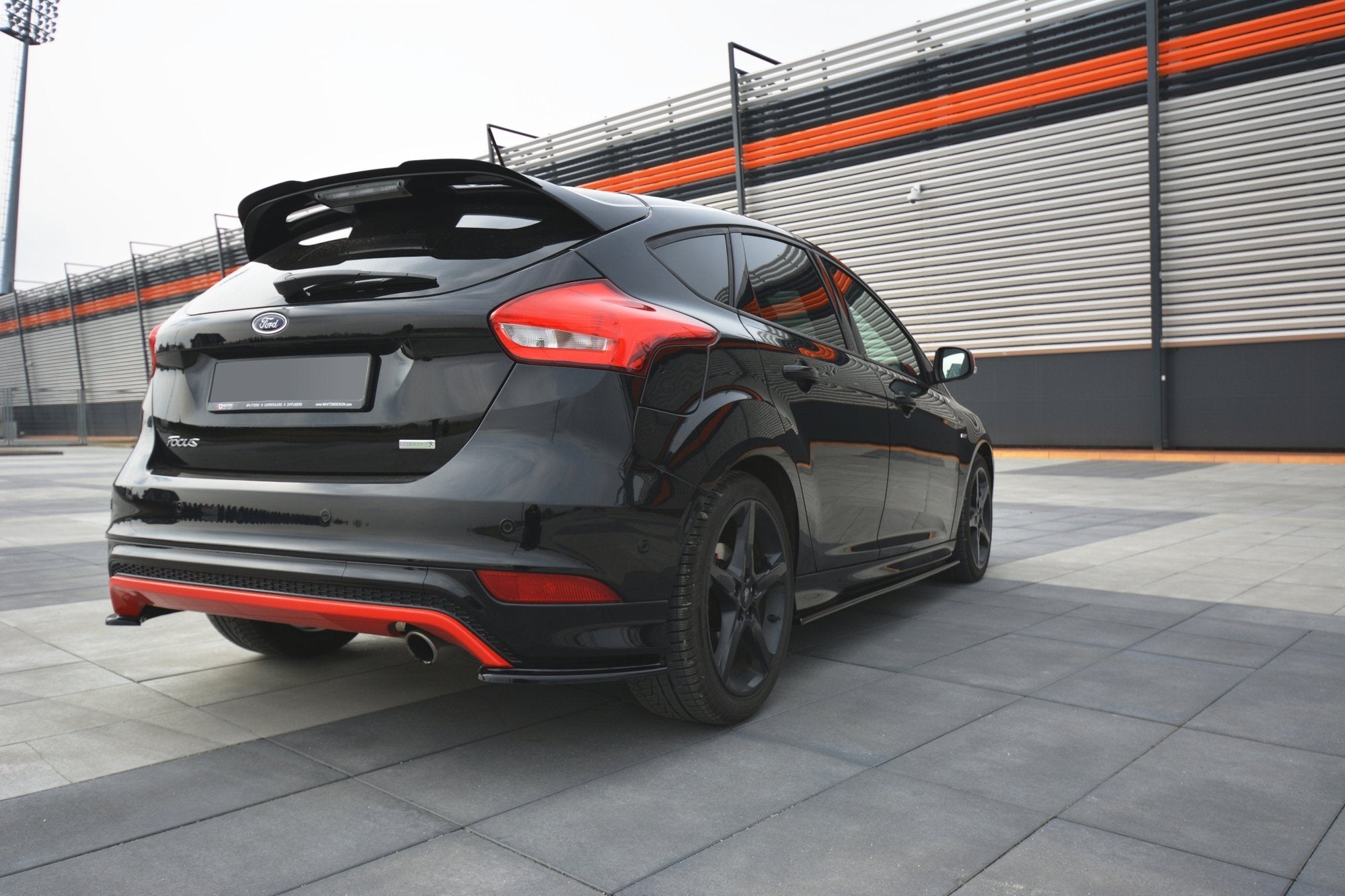 Spoiler-Cap-Ford-Focus-ST-Line-MK3-FL---Textured