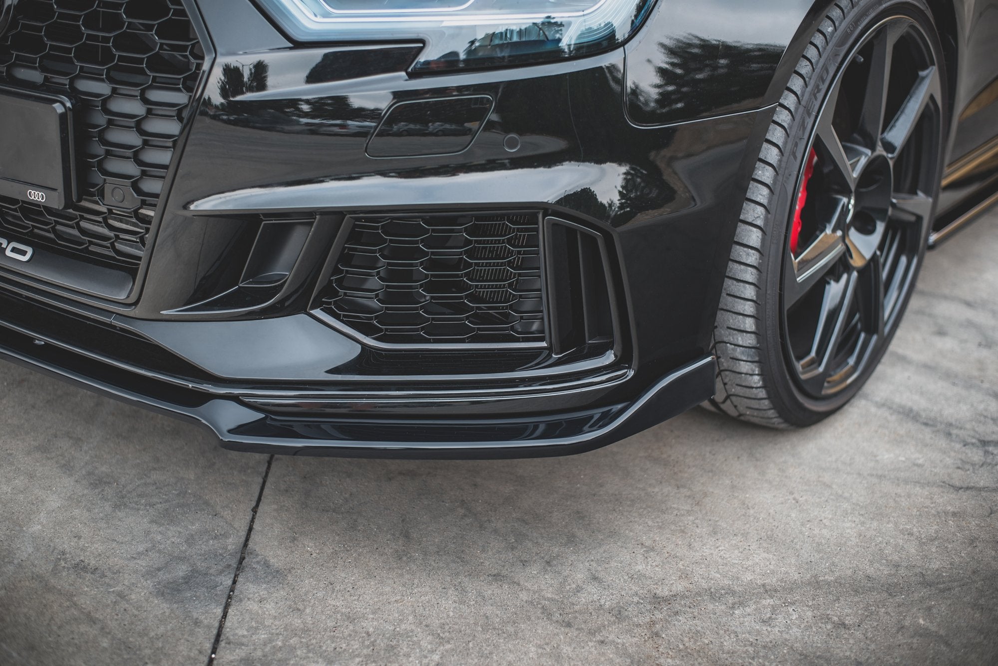 Front-Splitter-V.3-Audi-RS3-8V-FL-Sportback---Gloss-Black