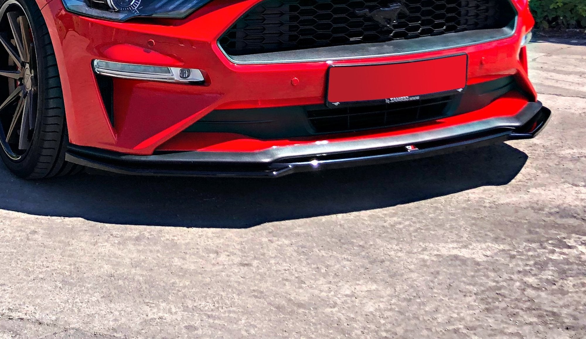 Front-Splitter-Ford-Mustang-MK.-6-Facelift---Gloss-Black