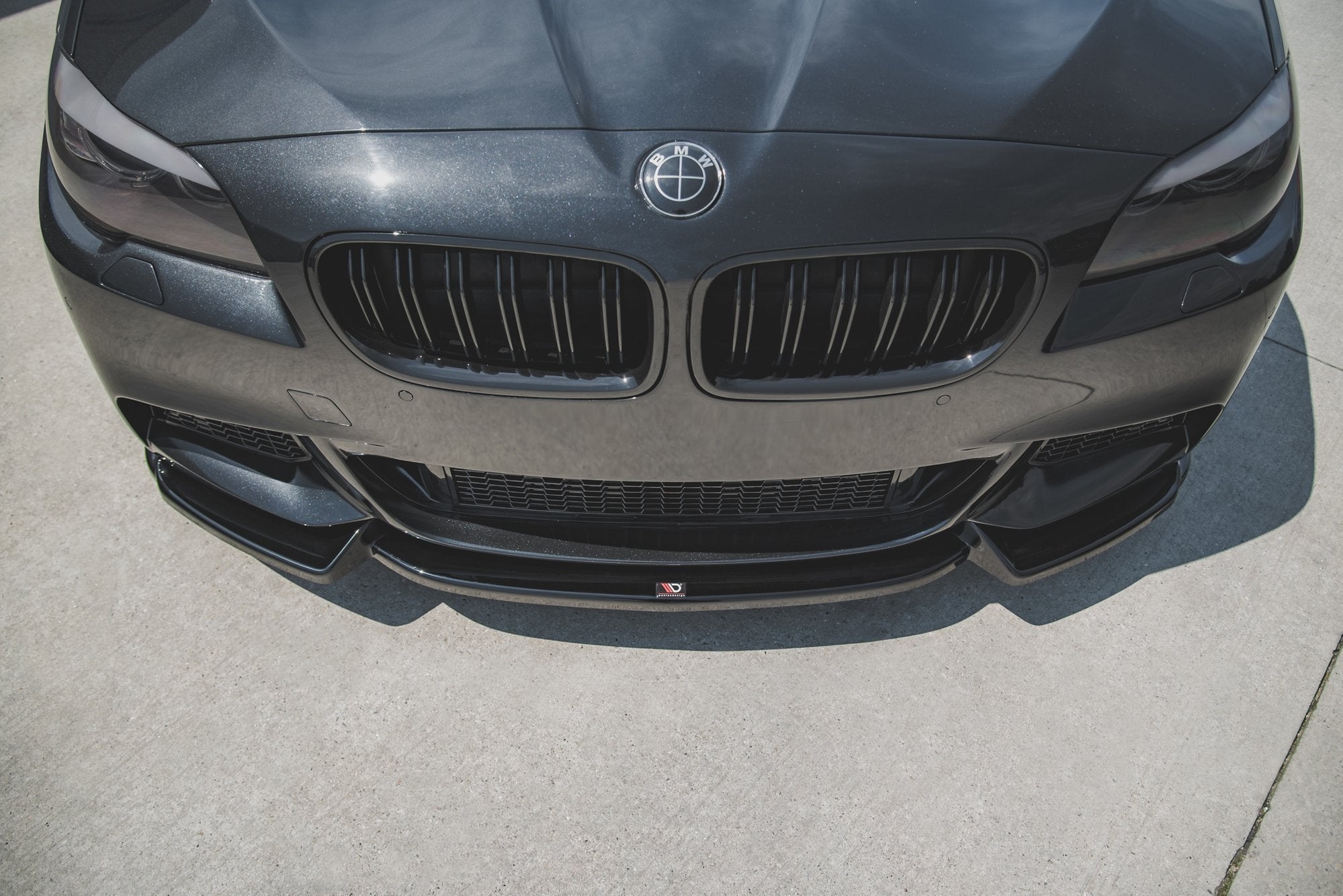 Front-Splitter-V.3-For-BMW-5-F10/F11-M-Pack---Gloss-Black