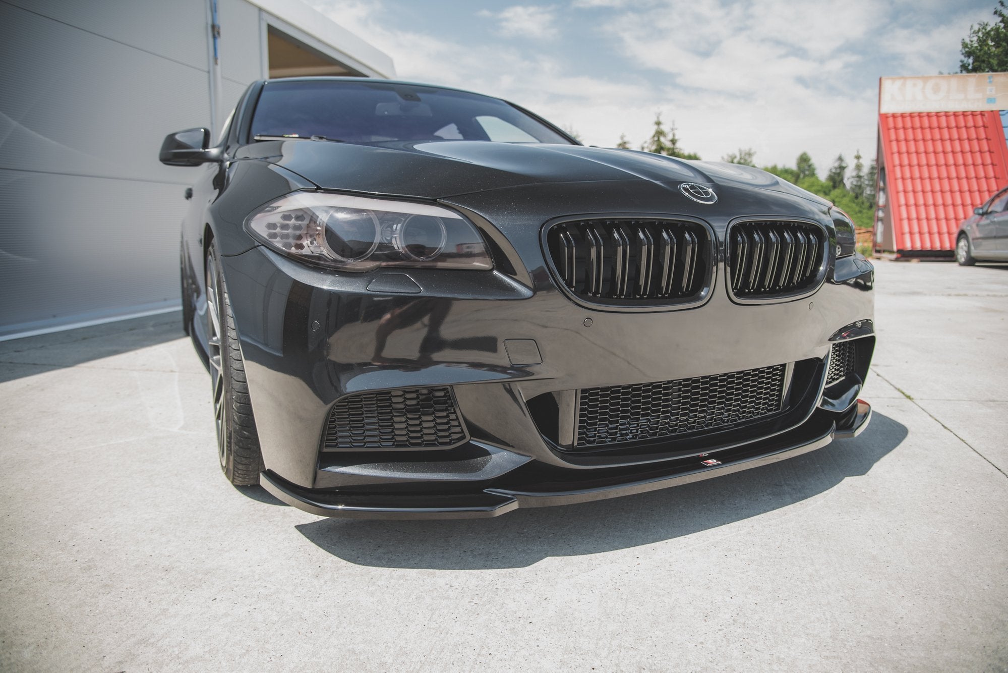 Front-Splitter-V.4-For-BMW-5-F10/F11-M-Pack---Gloss-Black