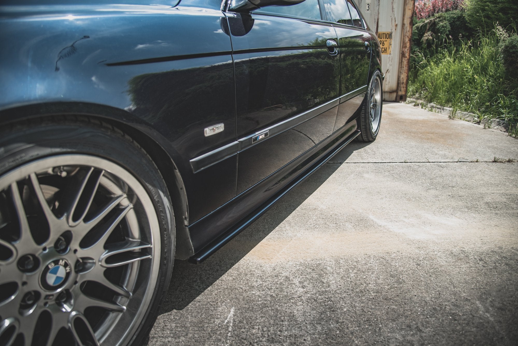 Side-Skirts-Diffusers-BMW-M5-E39---Gloss-Black