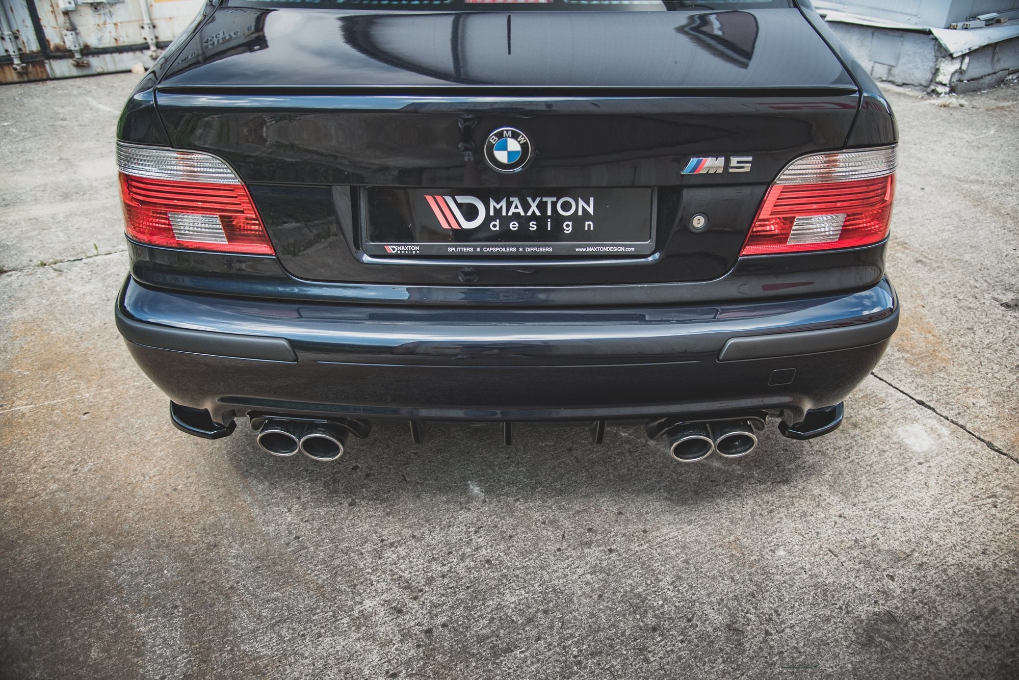 Rear-Side-Splitters-BMW-M5-E39---Gloss-Black