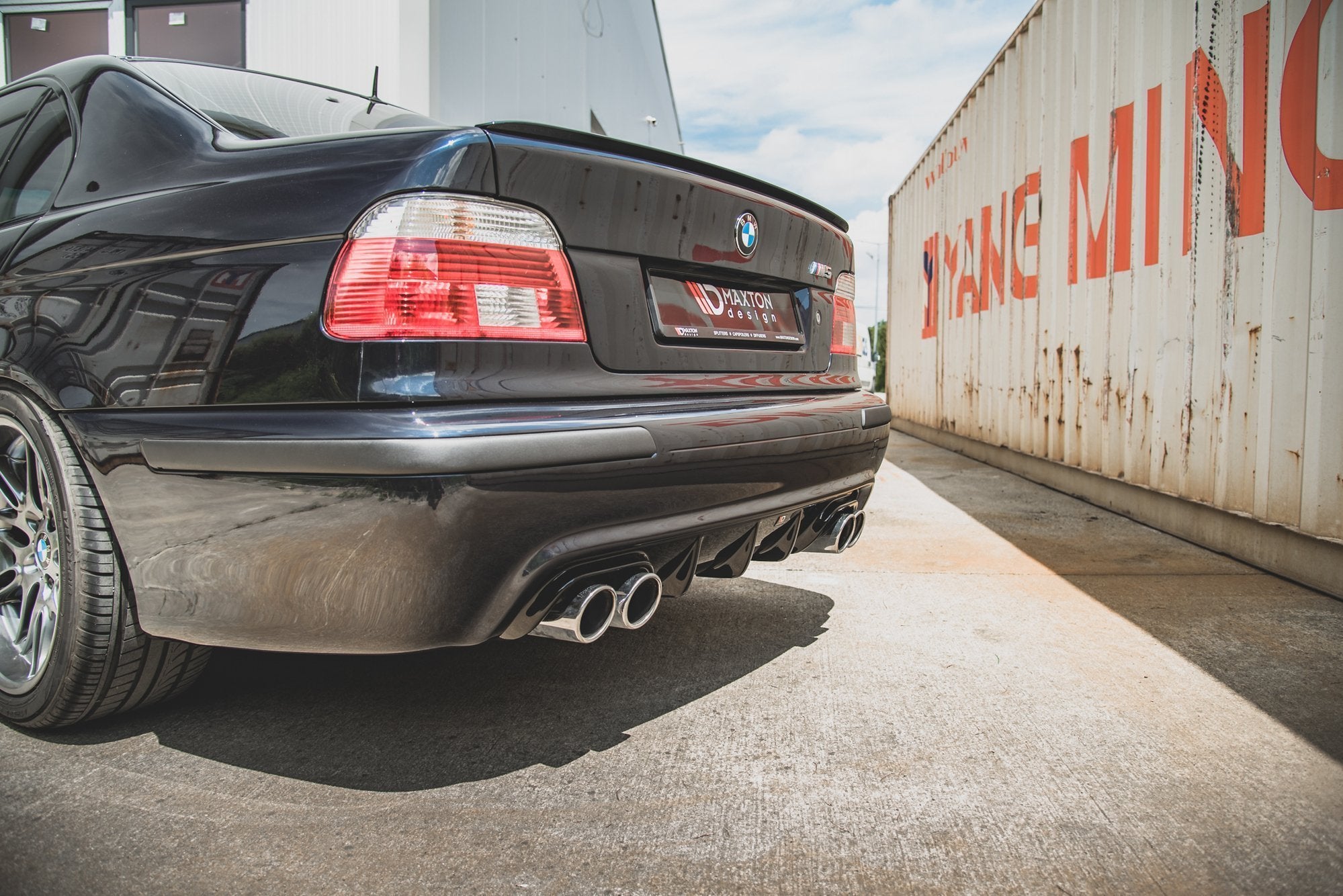 Rear-Valance-BMW-M5-E39---Gloss-Black