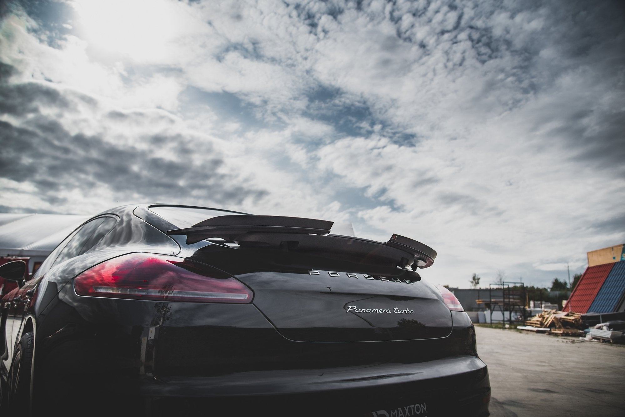 Spoiler-Cap-Porsche-Panamera-Turbo-970-Facelift---Textured