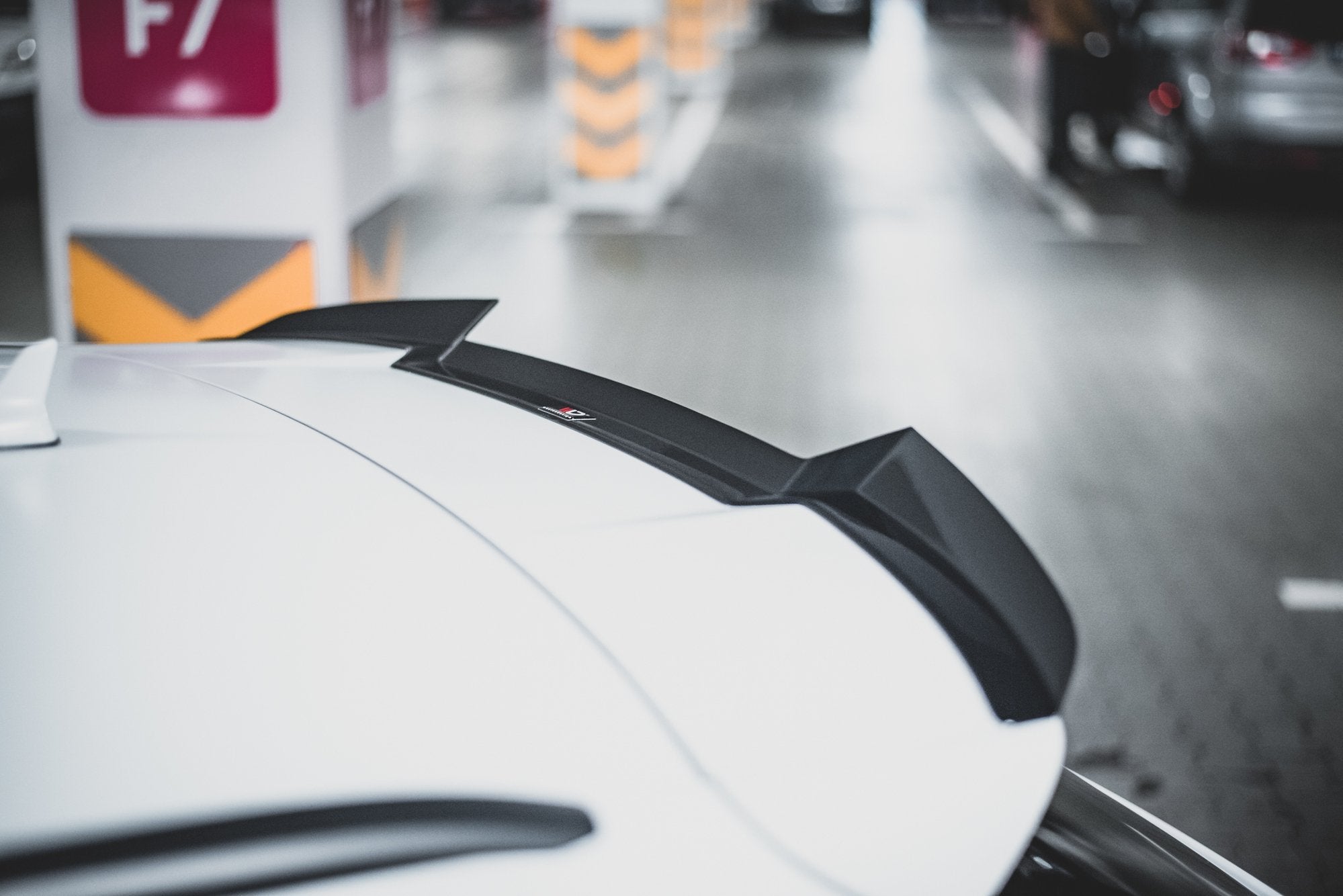 Spoiler-Cap-V.2-Audi-RS6-C7---Gloss-Black