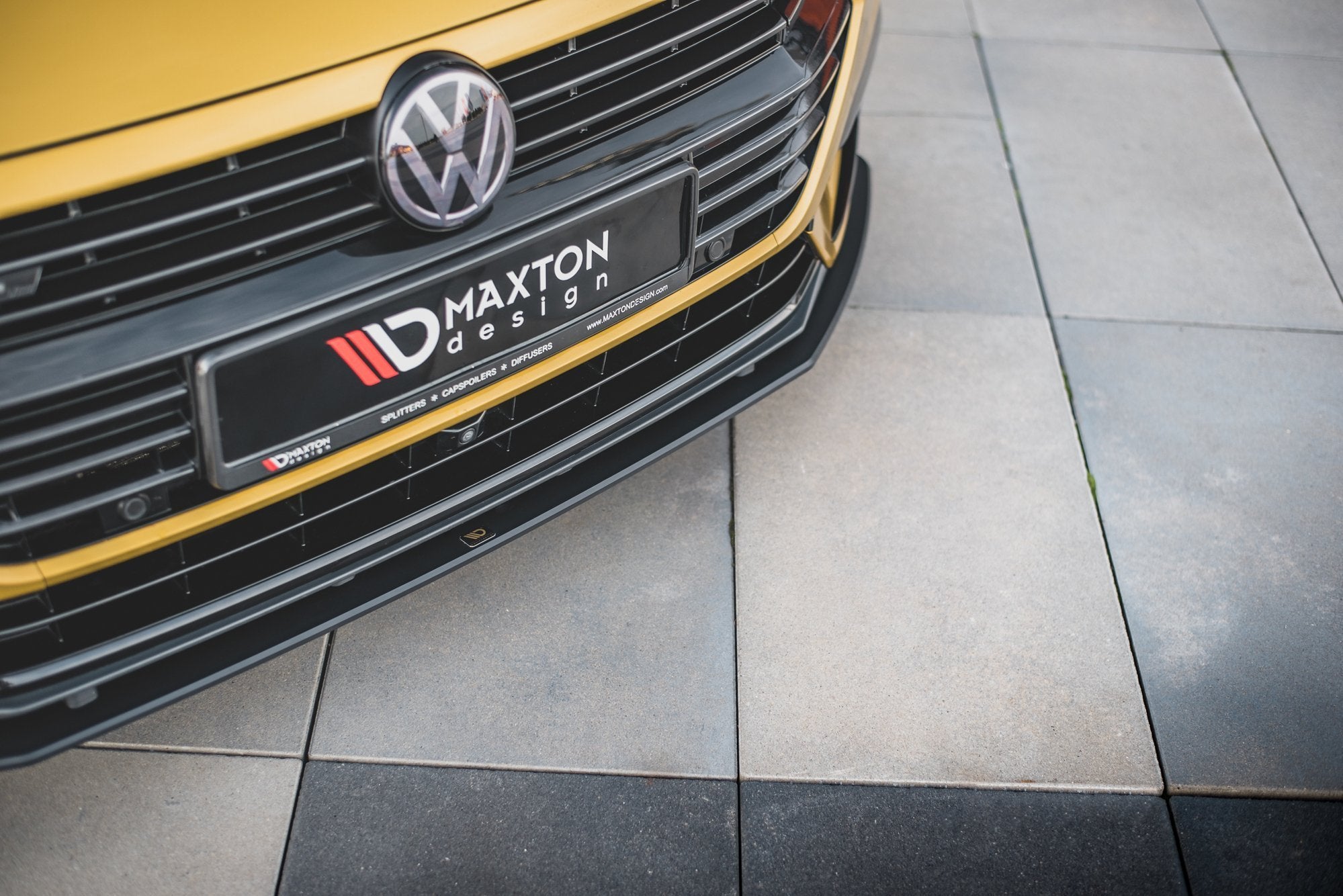Racing-Durability-Front-Splitter-Volkswagen-Arteon-R-Line-Bl