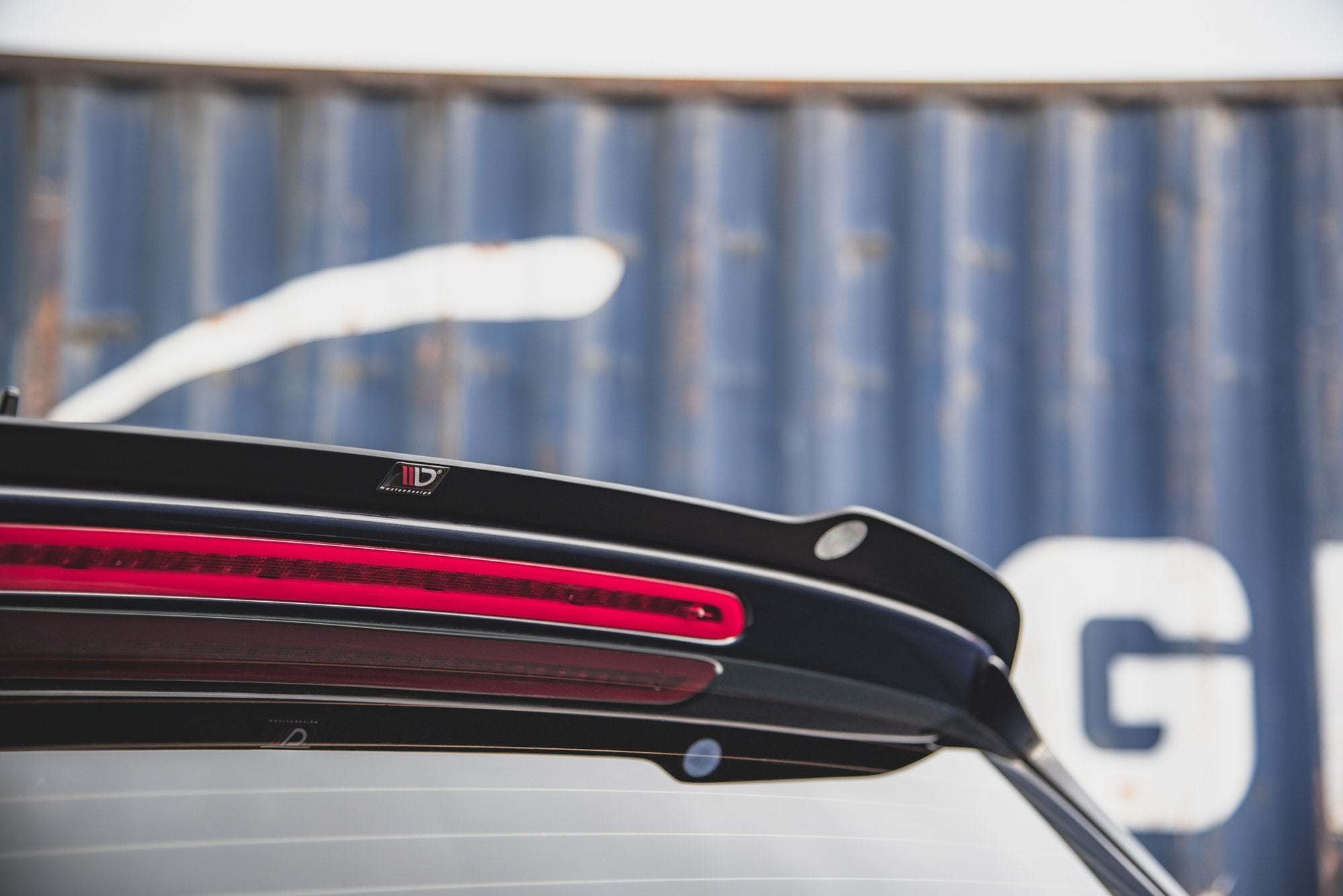 Spoiler-Cap-Volkswagen-Passat-B8-Variant---Gloss-Black