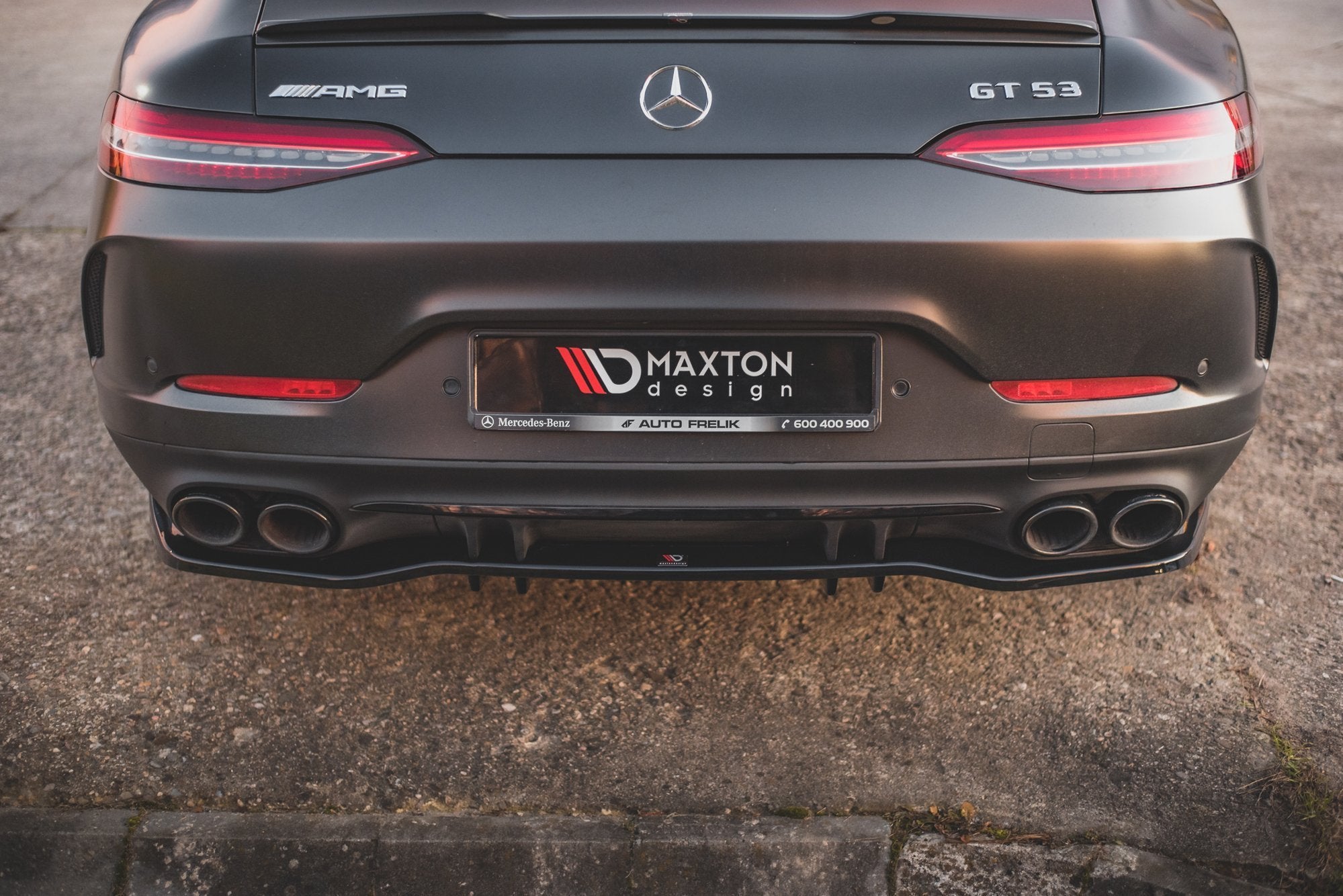 Central-Rear-Splitter-Mercedes-AMG-53-4-Door-Coupe-GB