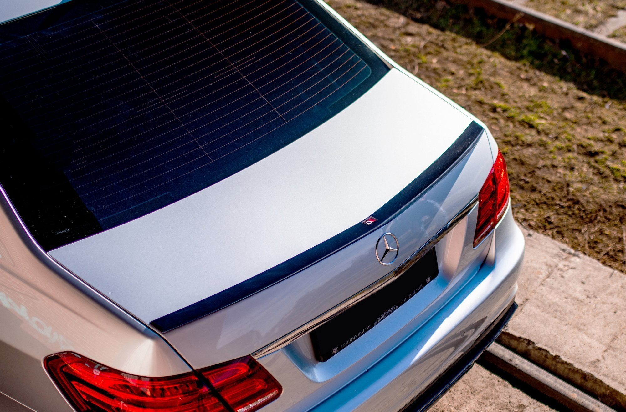 Spoiler-Cap-Mercedes-Benz-E63-AMG-Sedan-W212-Facelift-GB