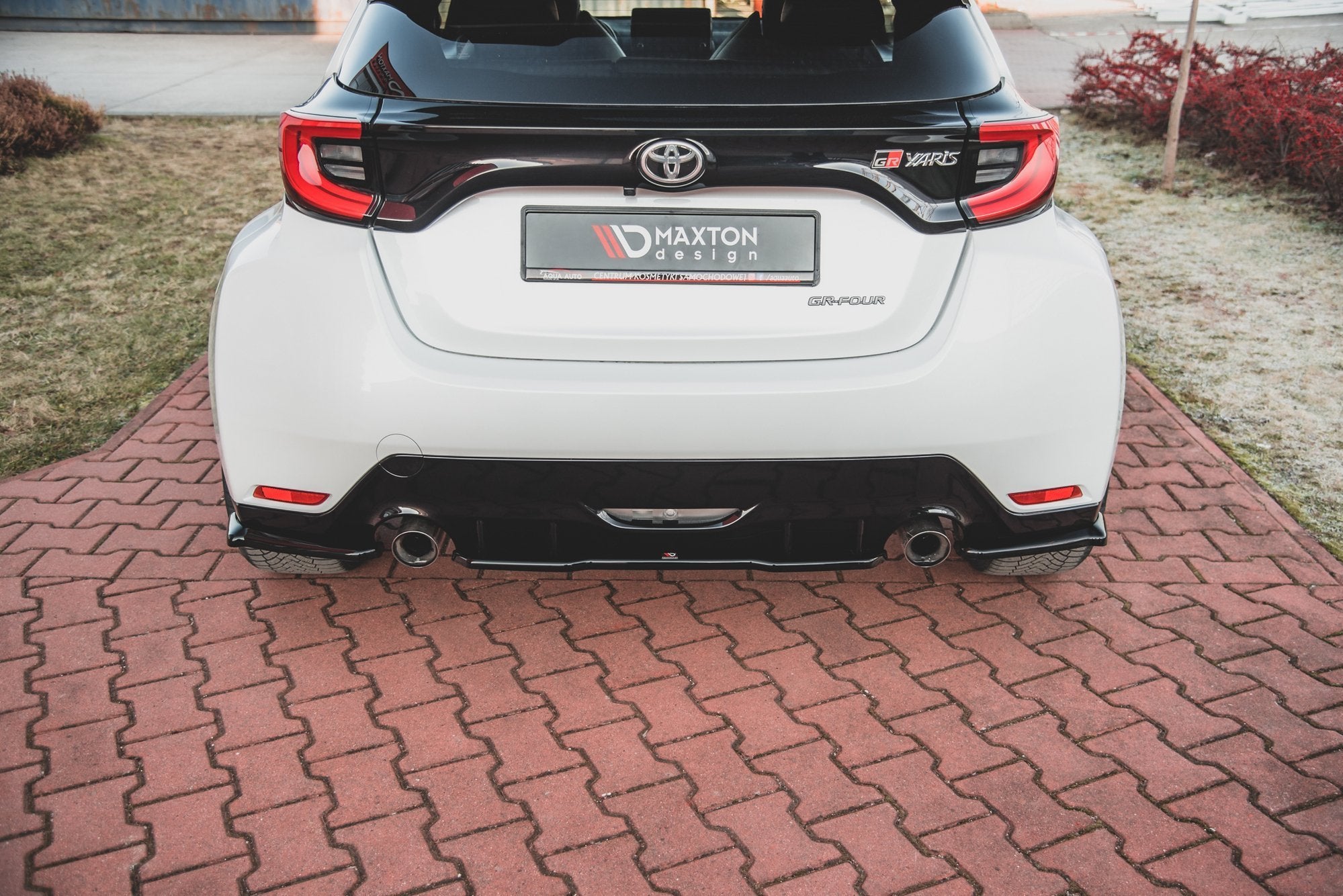 Rear-Side-Splitters-V.1-Toyota-Gr-Yaris-MK4---Gloss-Black