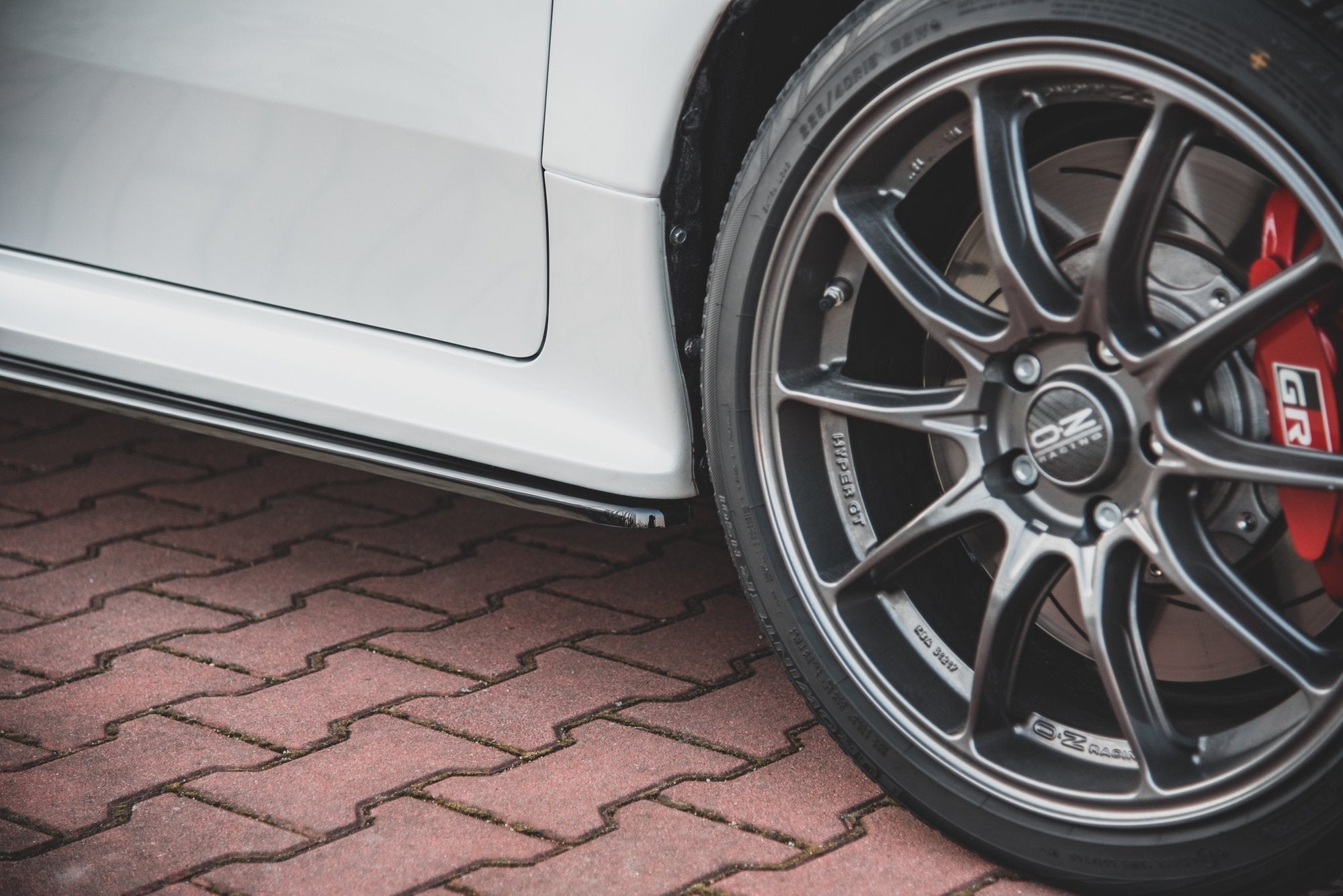 Side-Skirts-Diffusers-V.1-Toyota-Gr-Yaris-MK4---Gloss-Black