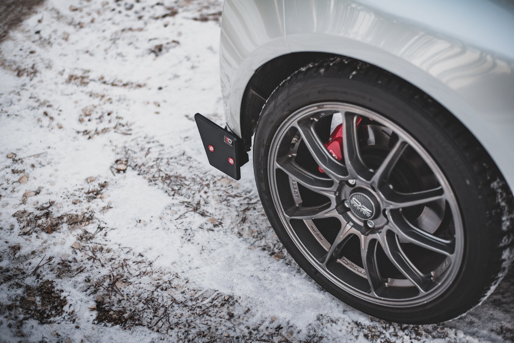 Rear-Side-Splitters-+-Flaps-V.2-Toyota-Gr-Yaris-MK4-Not-Prim