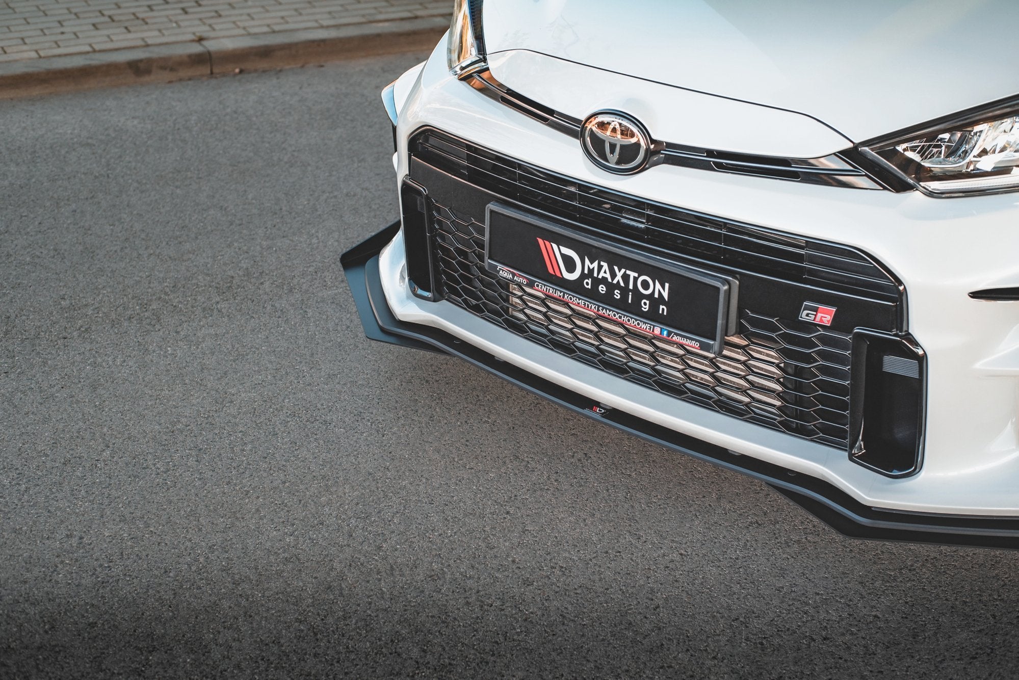 Racing-Durability-Front-Splitter-+-Flaps-Toyota-Gr-Yaris-MK4