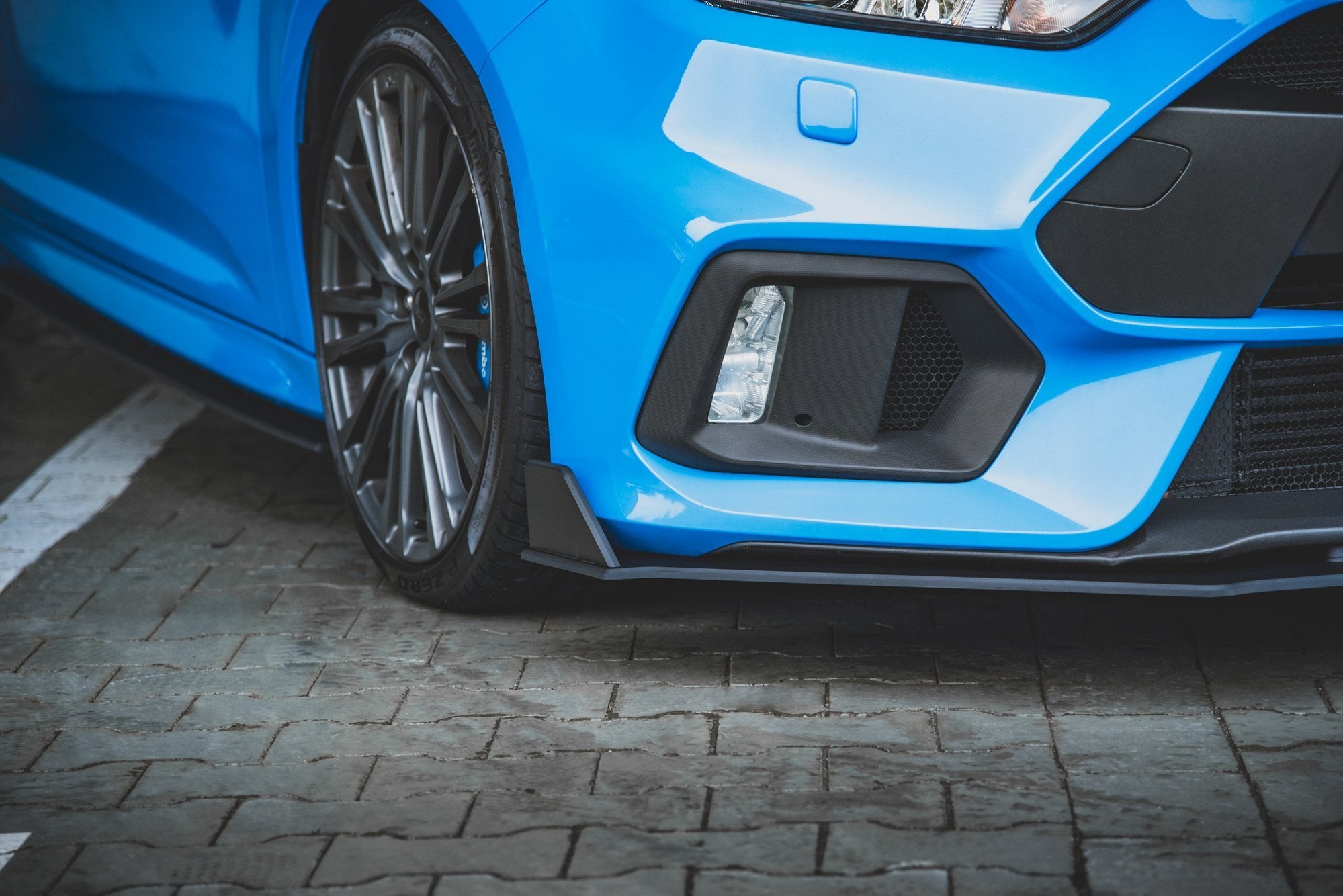 Racing-Durability-Front-Splitter-V.2-Ford-Focus-RS-MK3-Black