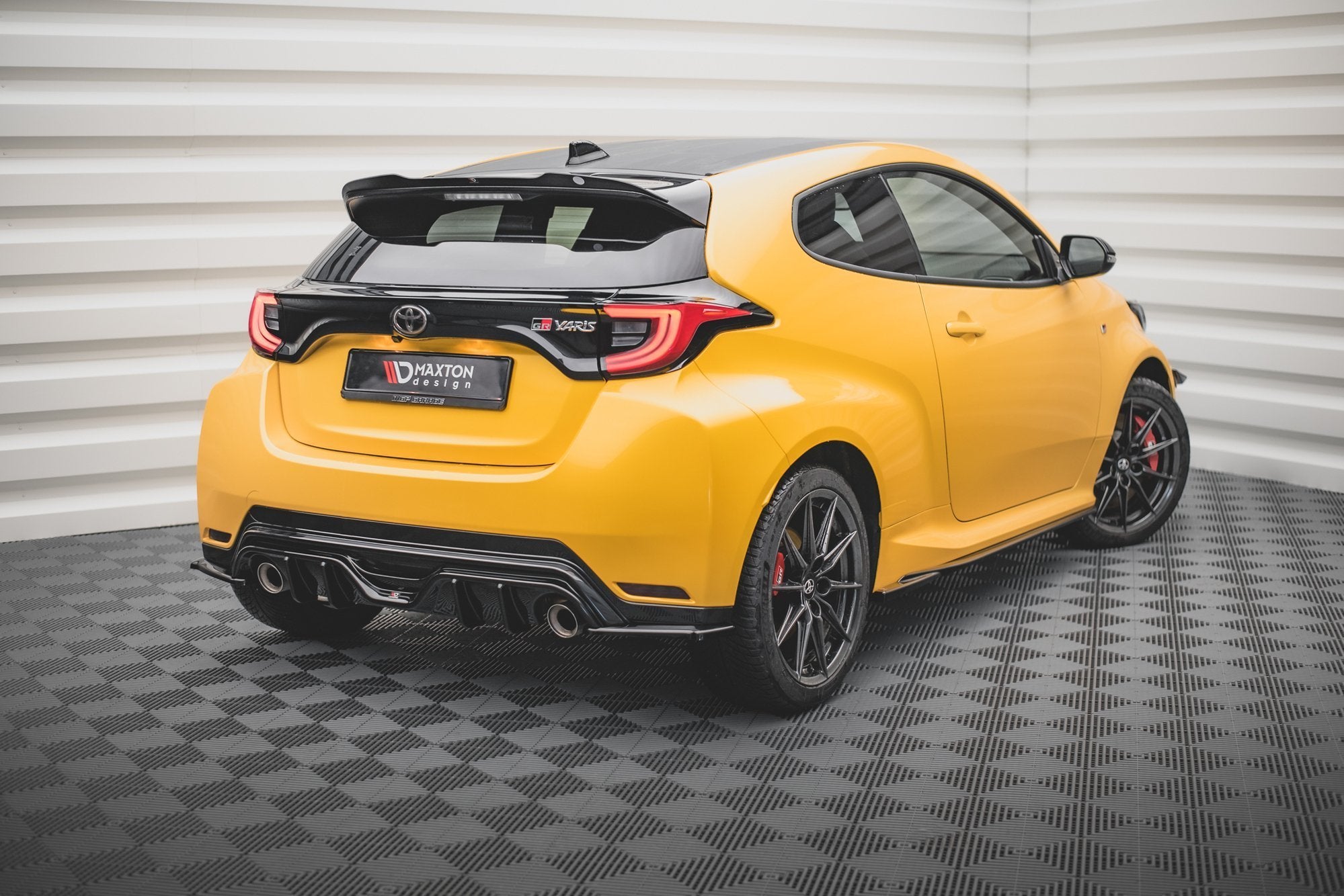 Rear-Side-Splitters-V.3-Toyota-Gr-Yaris-MK4---Gloss-Black