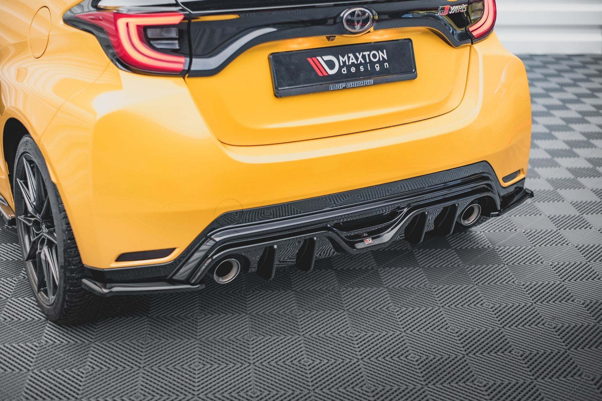 Rear-Side-Splitters-V.3-Toyota-Gr-Yaris-MK4---Gloss-Black