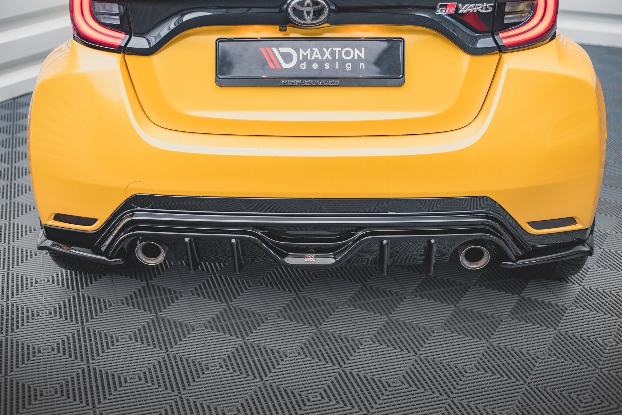 Rear-Side-Splitters-V.3-Toyota-Gr-Yaris-MK4---Gloss-Black