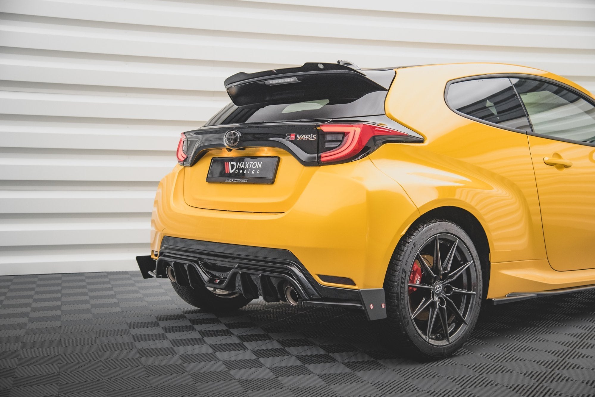 Rear-Side-Splitters-+-Flaps-V.4-Toyota-Gr-Yaris-MK4-Not-Prim