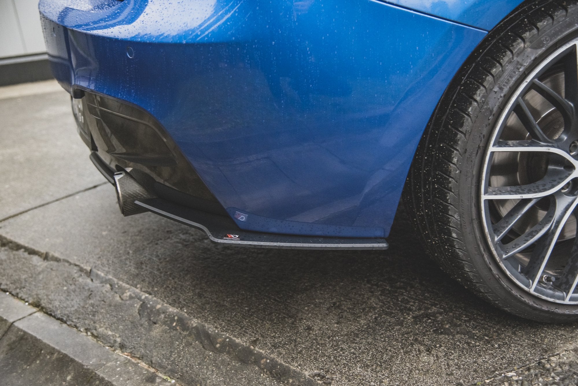 Racing-Durability-Rear-Side-Splitters-BMW-M135I-F20-Red-Line