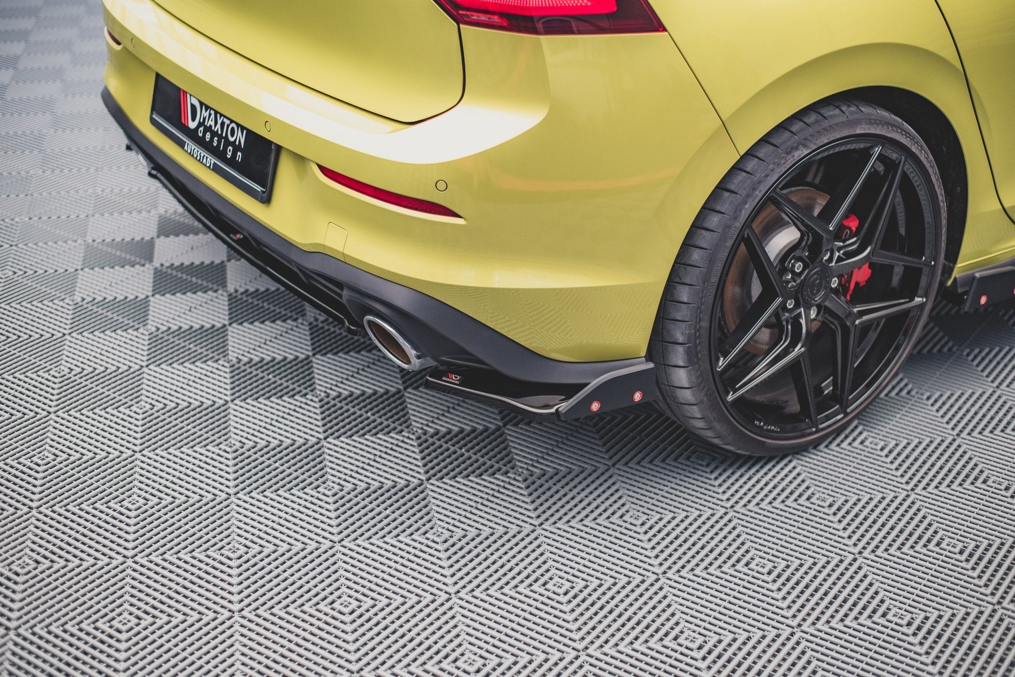 Side-Splitters-+-Flaps-V.1-Volkswagen-Golf-8-GTi-Clubsport-N