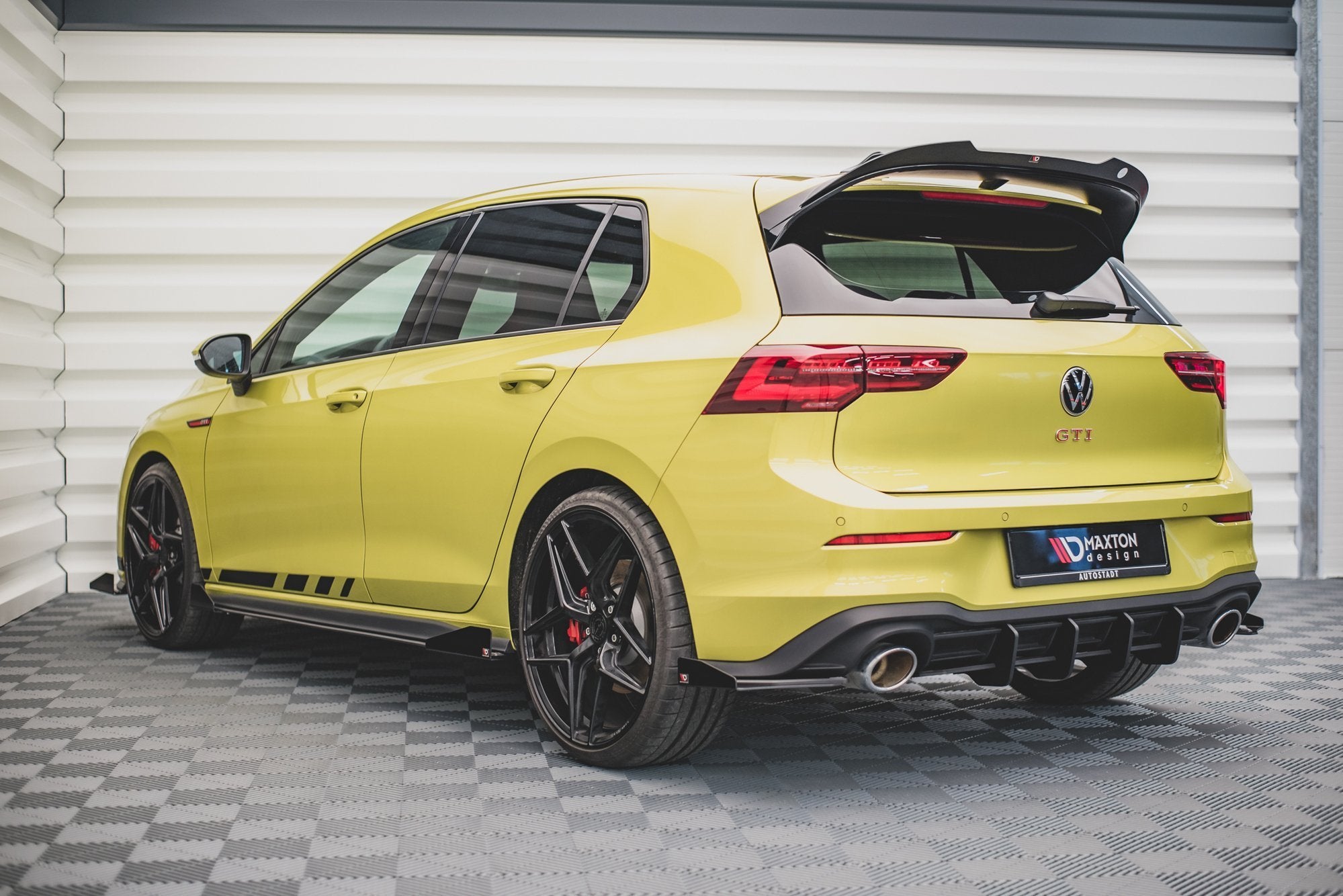 Rear-Side-Flaps-Volkswagen-Golf-8-GTi-Clubsport-GB