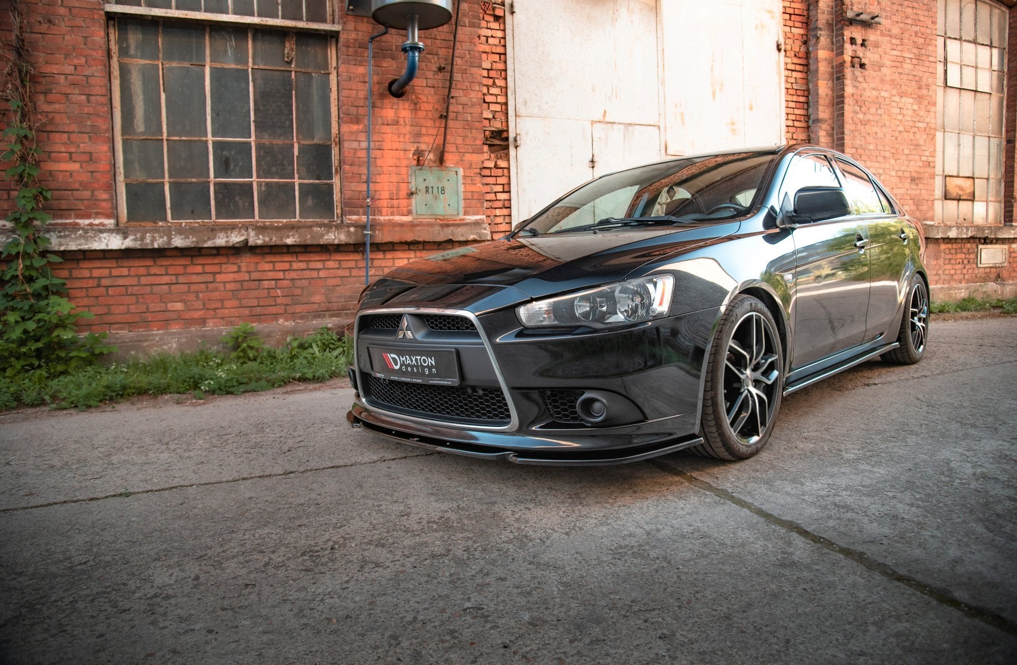 Front-Splitter-Mitsubishi-Lancer-Sportback-MK8---Gloss-Black