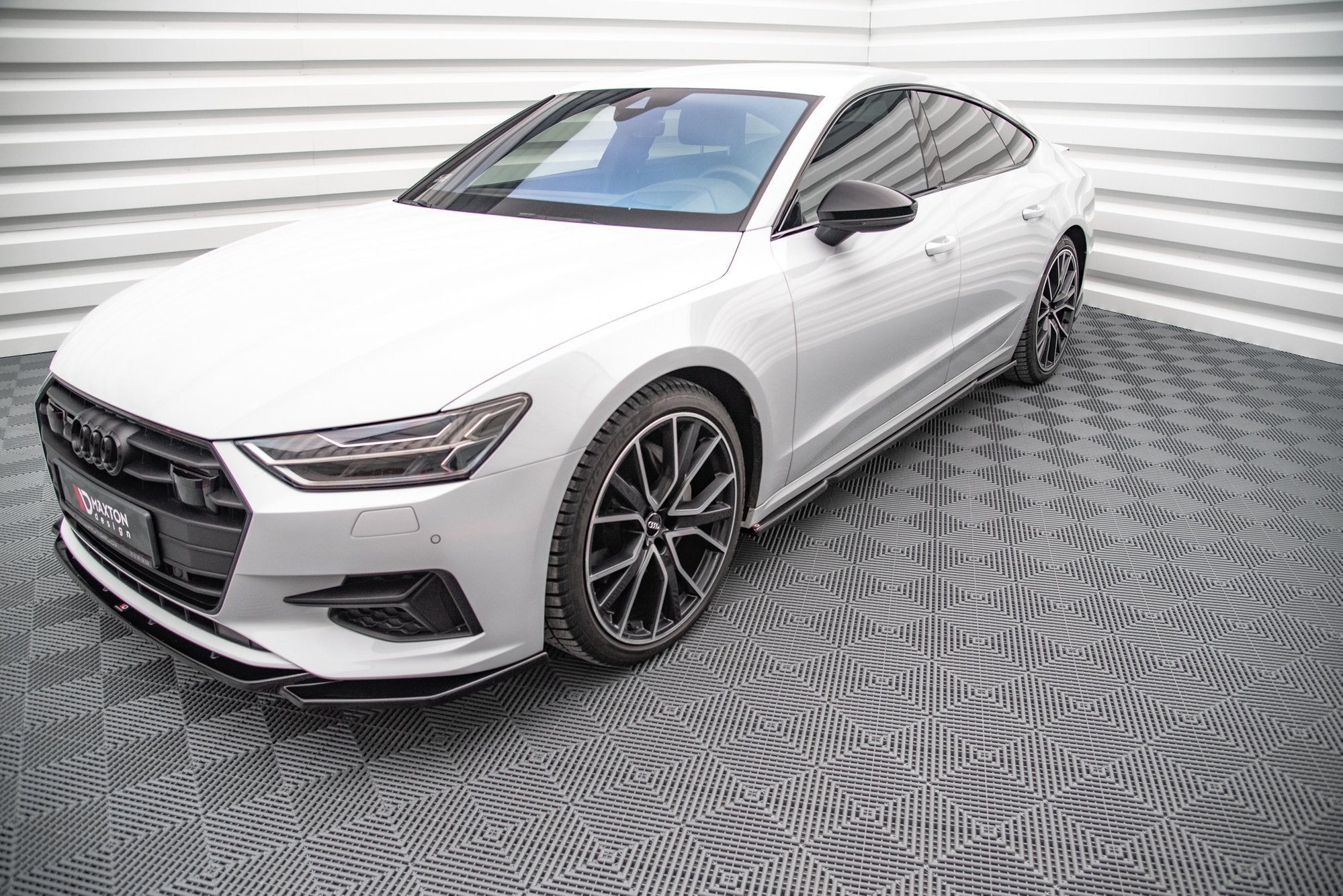Side-Skirts-Diffusers-Audi-A7-C8---Gloss-Black