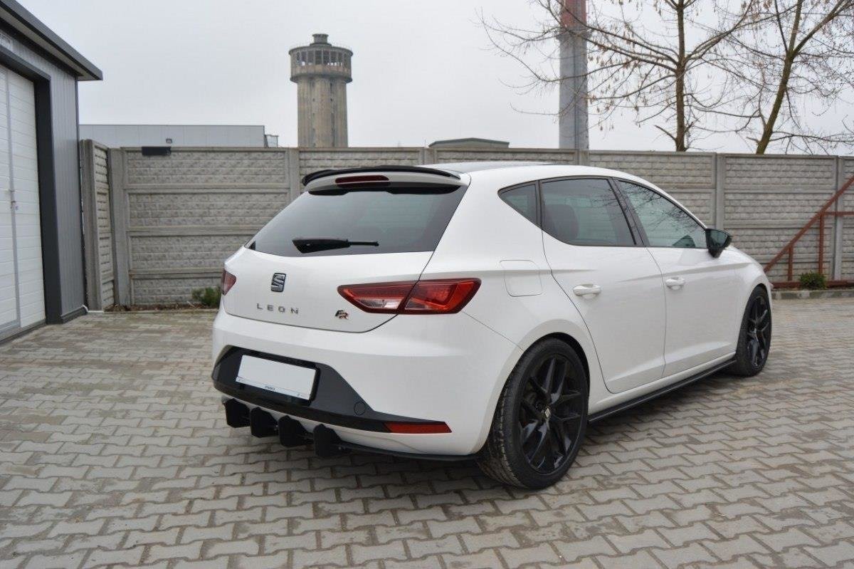 Spoiler-Cap-Seat-Leon-III-Fr---Gloss-Black