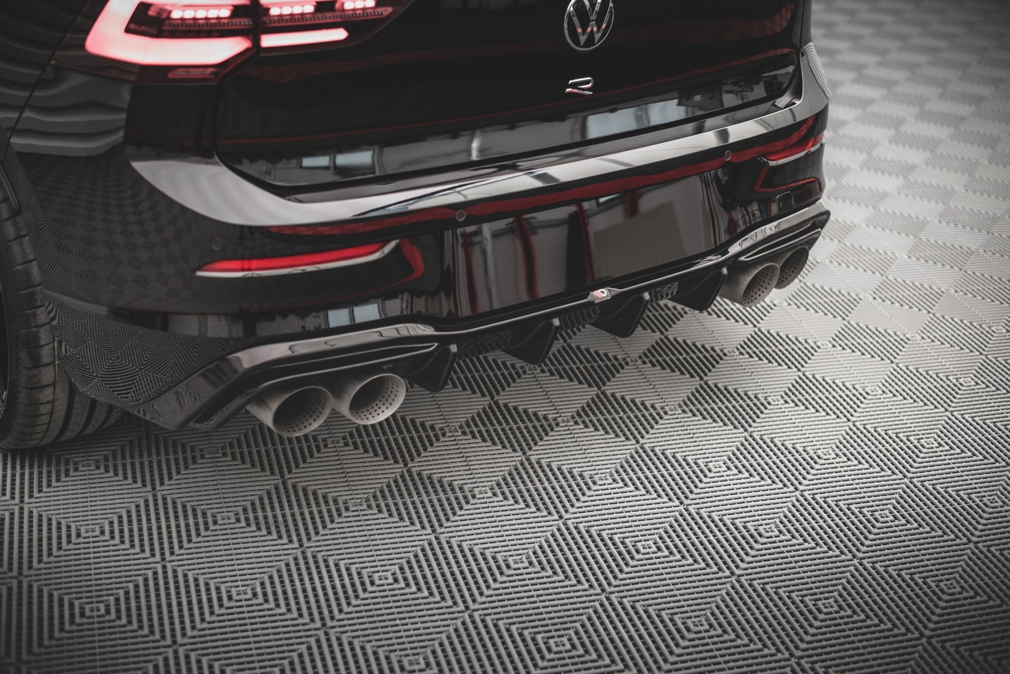 Rear-Valance-V.2-Volkswagen-Golf-R-MK8---Gloss-Black