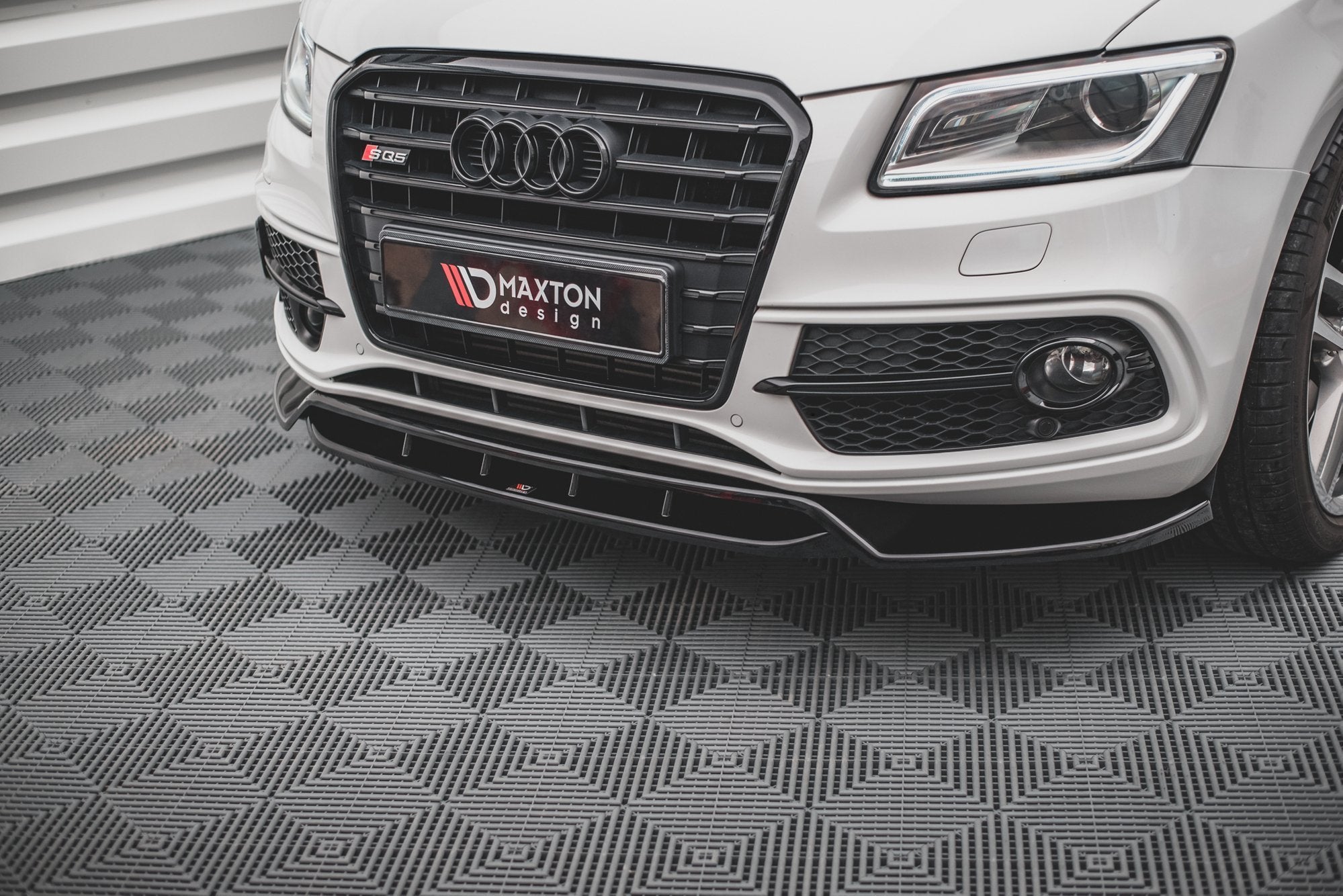 Front-Splitter-Audi-SQ5-MK1-(8R)---Gloss-Black