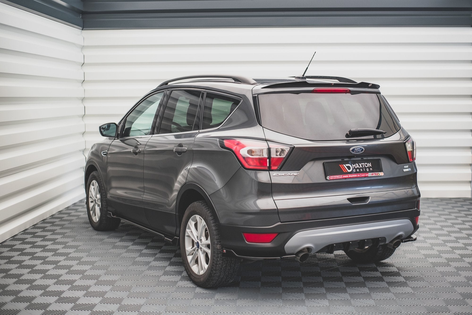 Spoiler-Cap-Ford-Escape-MK3---Gloss-Black