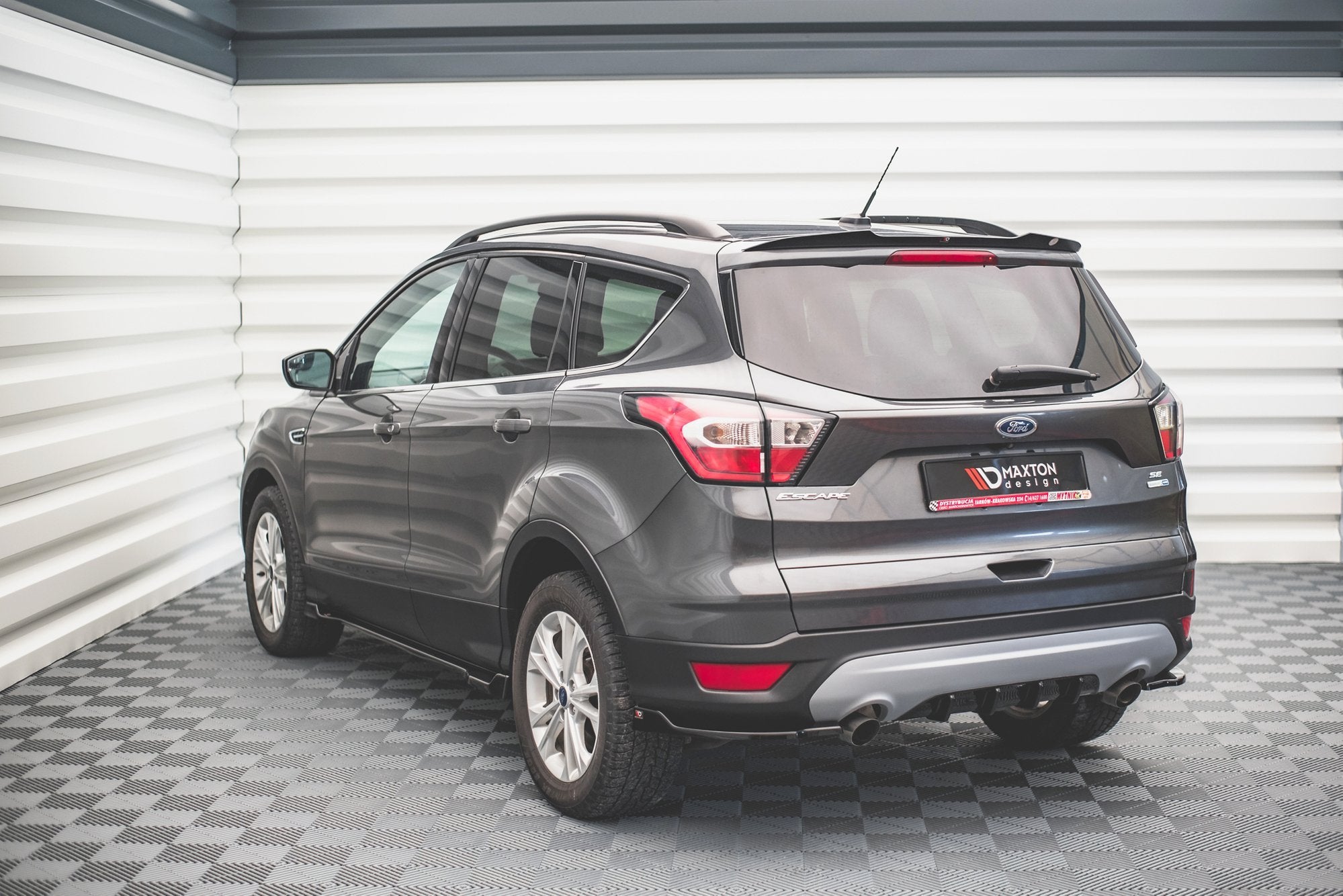 Rear-Side-Splitters-Ford-Escape-MK3---Gloss-Black