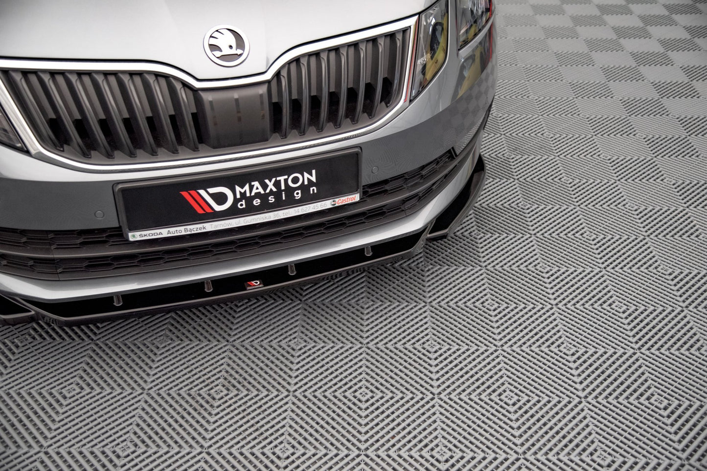 Front-Splitter-V.2-Skoda-Octavia-MK3-Facelift---Gloss-Black