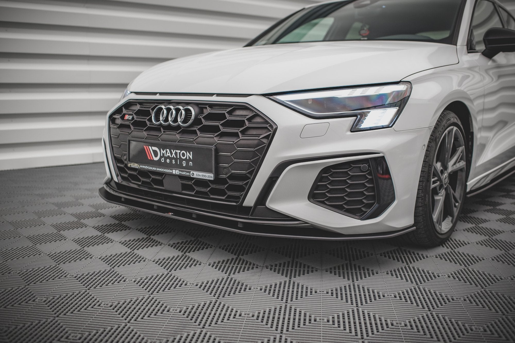 Street-Pro-Front-Splitter-Audi-S3-/-A3-S-Line-8Y---Black