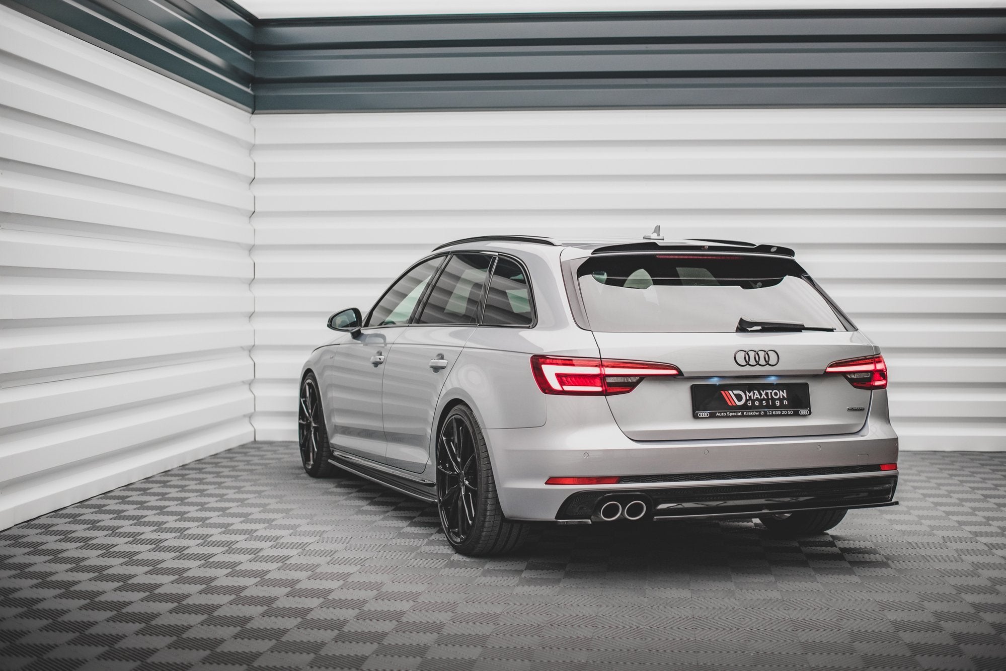 Spoiler-Cap-V.2-Audi-S4-/-A4-S-Line-Avant-B9---Gloss-Black