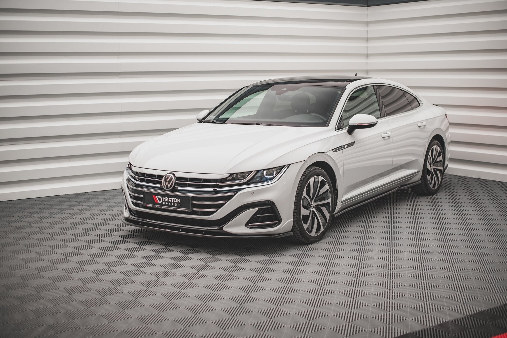 Front-Splitter-V.2-Volkswagen-Arteon-R-Line-Facelift-GB