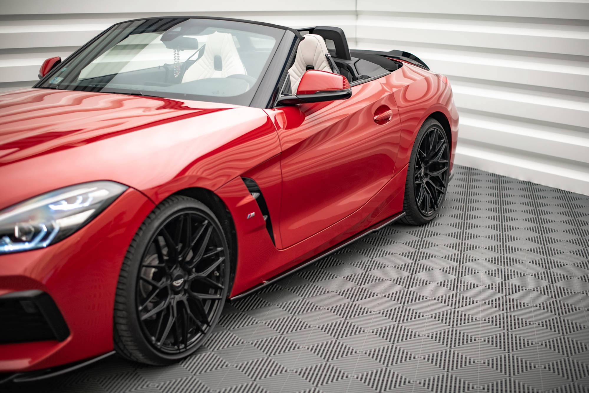 Side-Skirts-Diffusers-BMW-Z4-M-Pack-G29---Gloss-Black