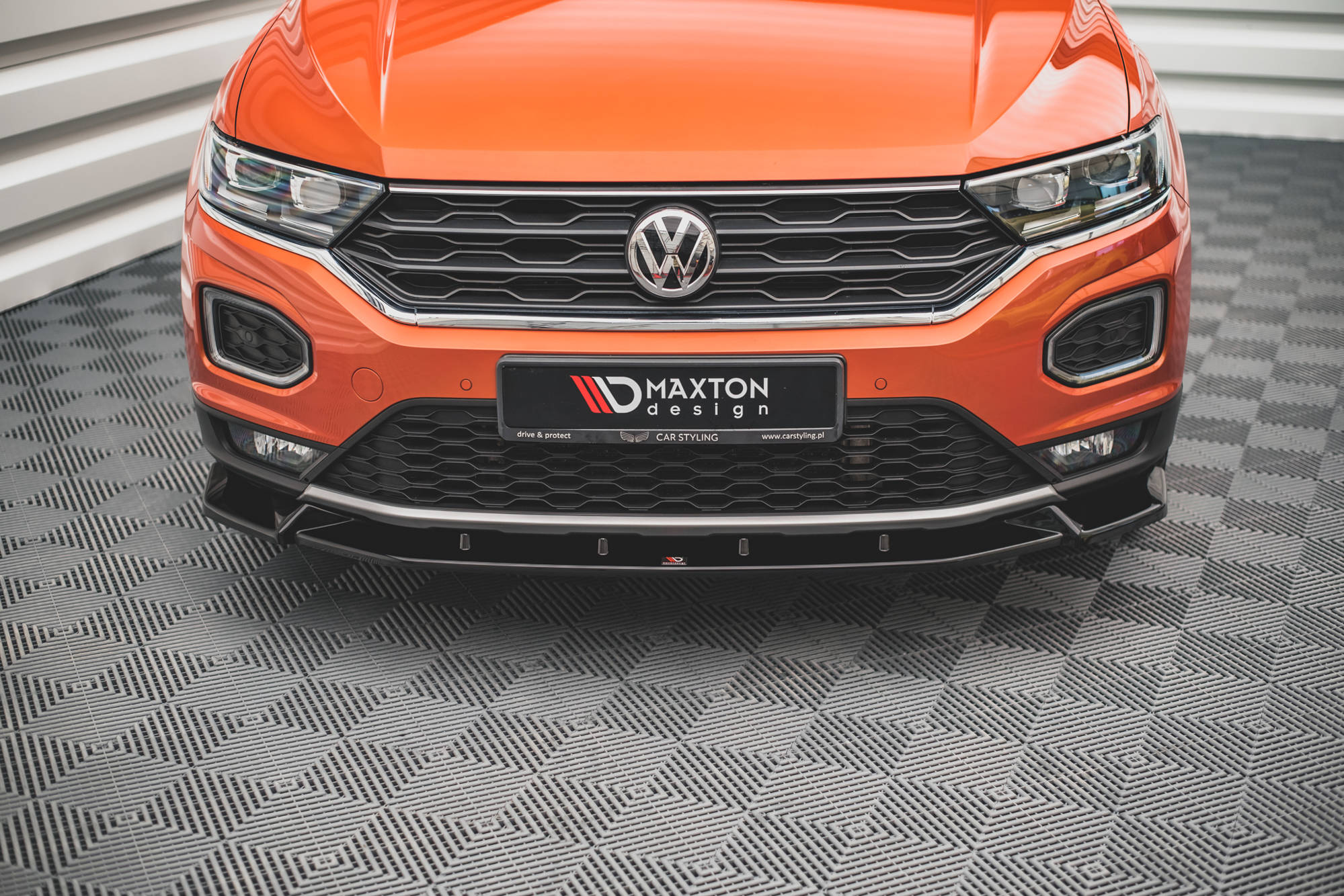 Front-Splitter-V.2-Volkswagen-T-ROC-MK1---Gloss-Black
