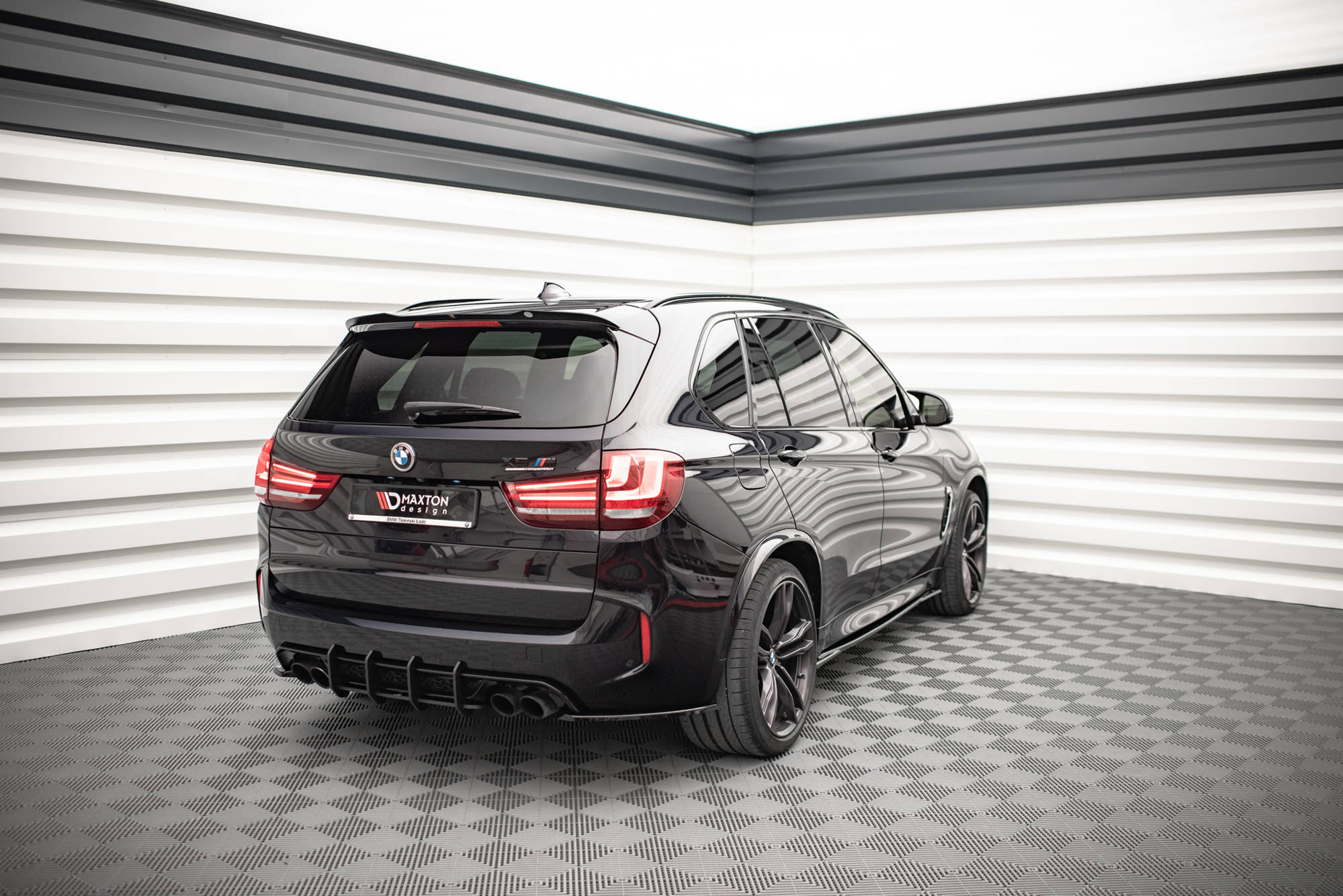 Street-Pro-Rear-Diffuser-BMW-X5-M-F15---Black