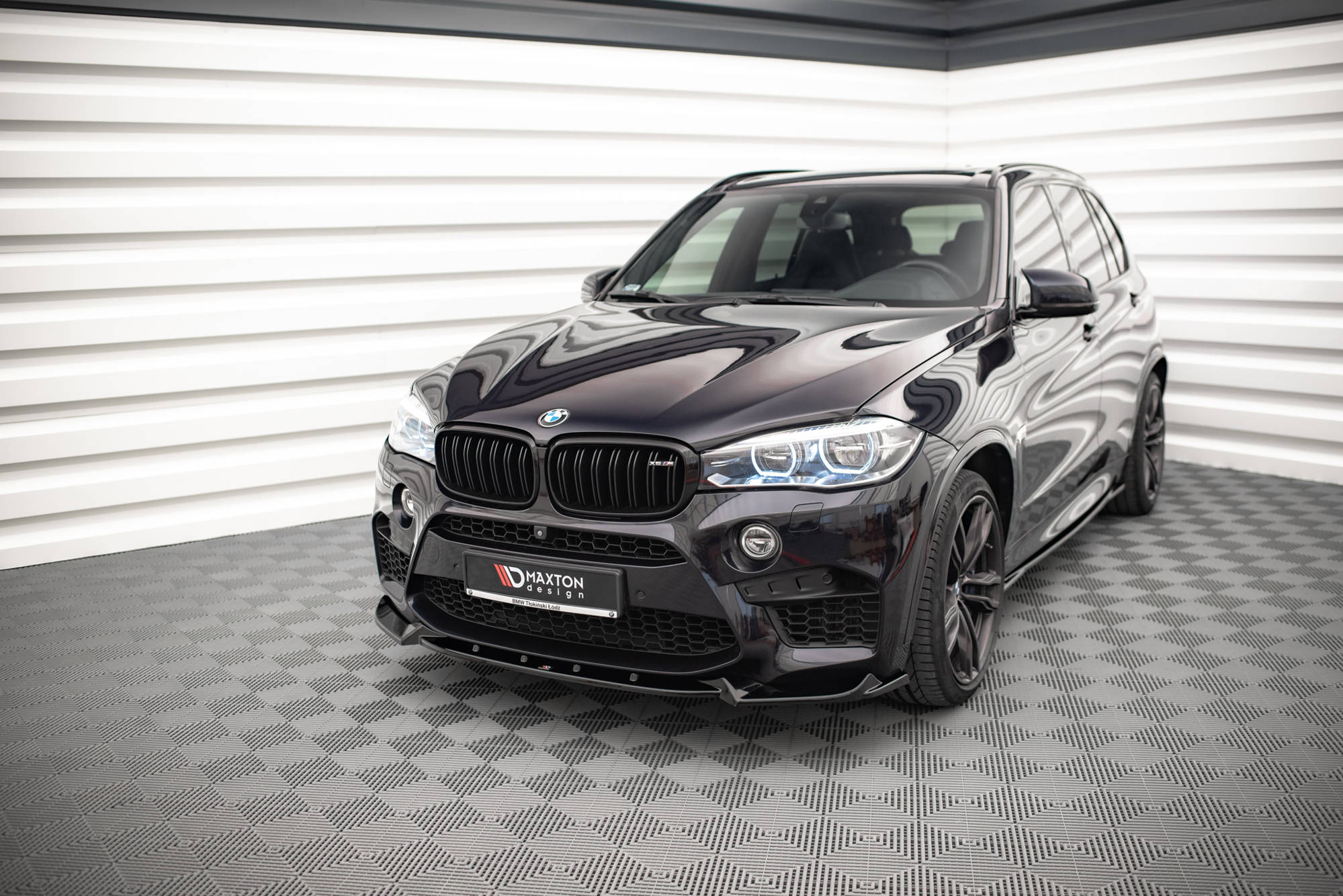 Front-Splitter-V.1-BMW-X5-M-F15---Gloss-Black