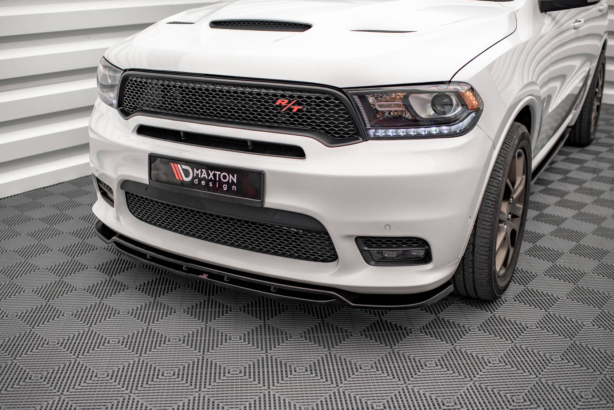 Front-Splitter-Dodge-Durango-Rt-MK3---Gloss-Black
