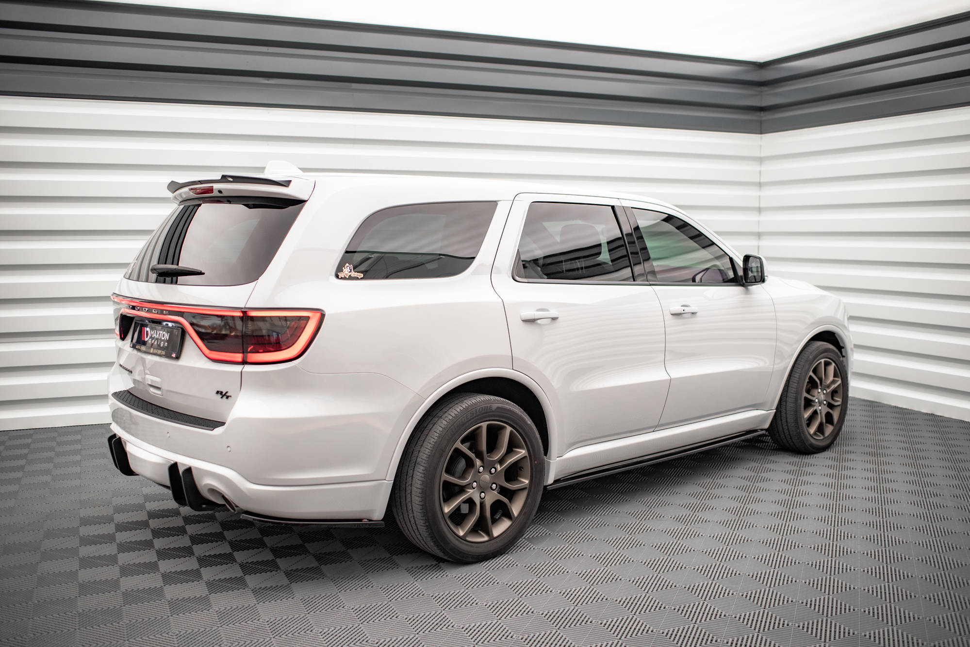 Rear-Side-Splitters-Dodge-Durango-Rt-MK3---Gloss-Black