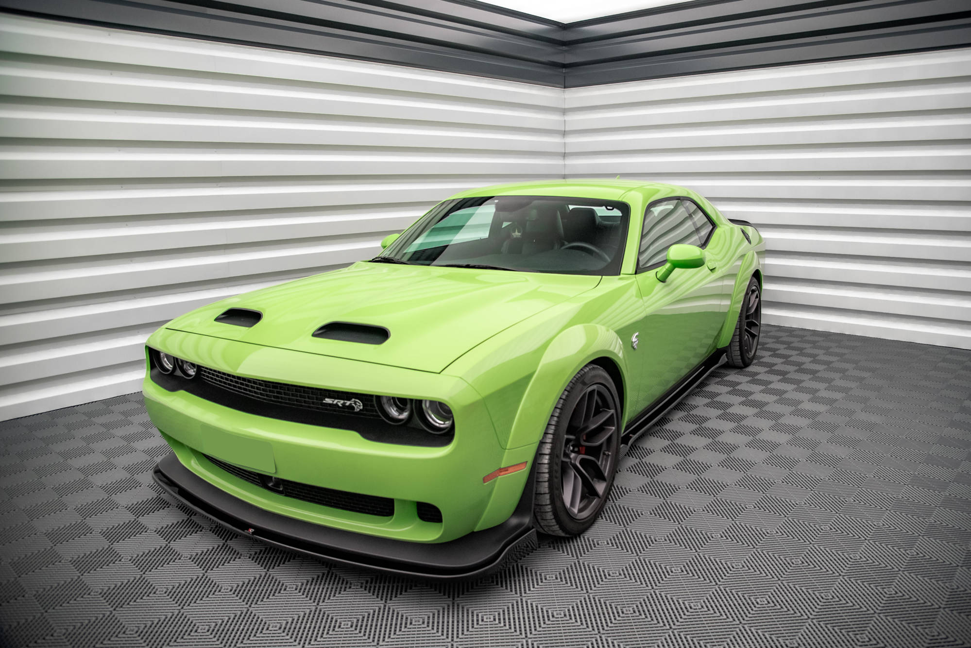 Side-Skirts-Diffusers-Dodge-Challenger-Srt-Demon-MK3-GB
