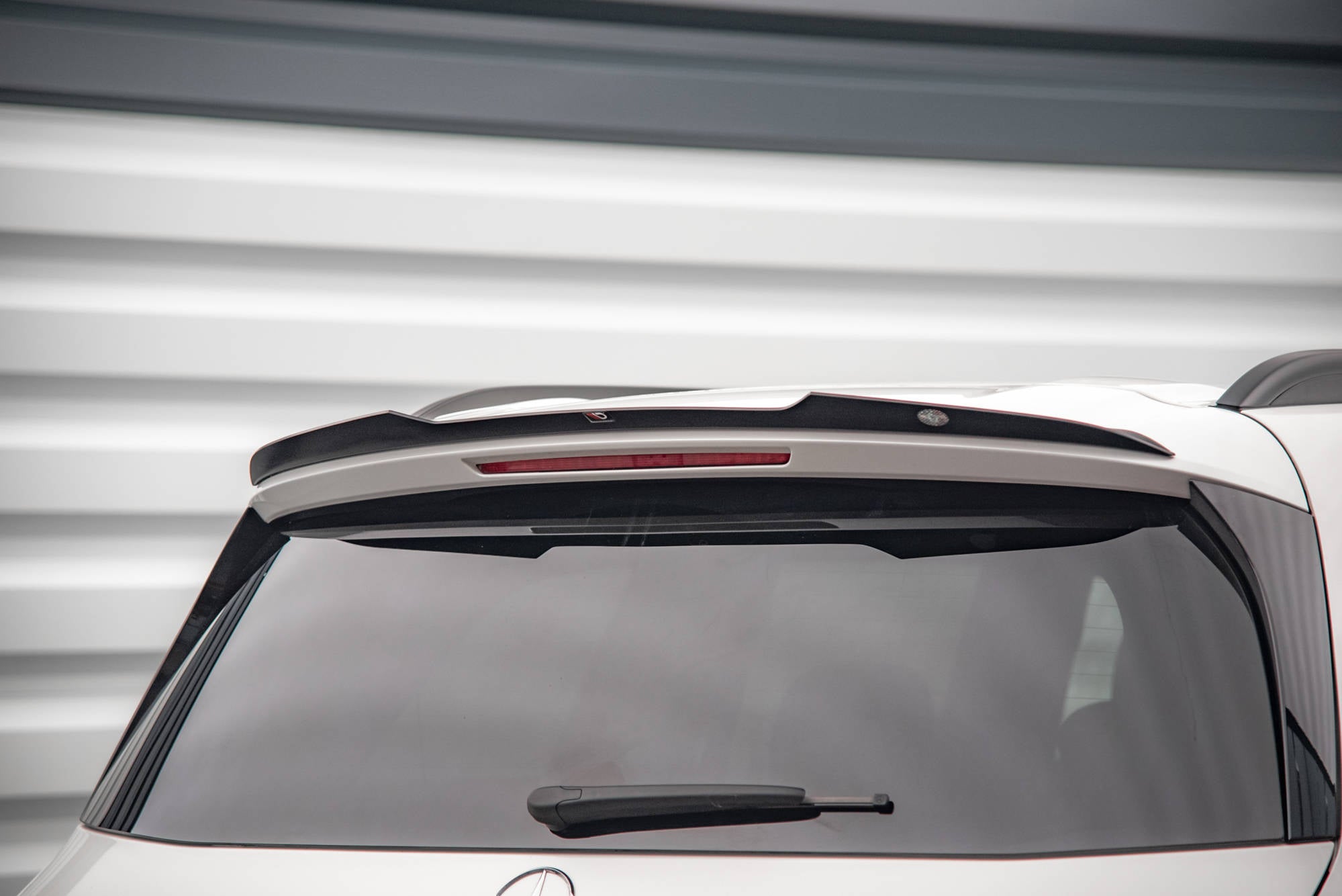 Spoiler-Cap-Mercedes-Benz-Gls-AMG-Line-X167---Gloss-Black