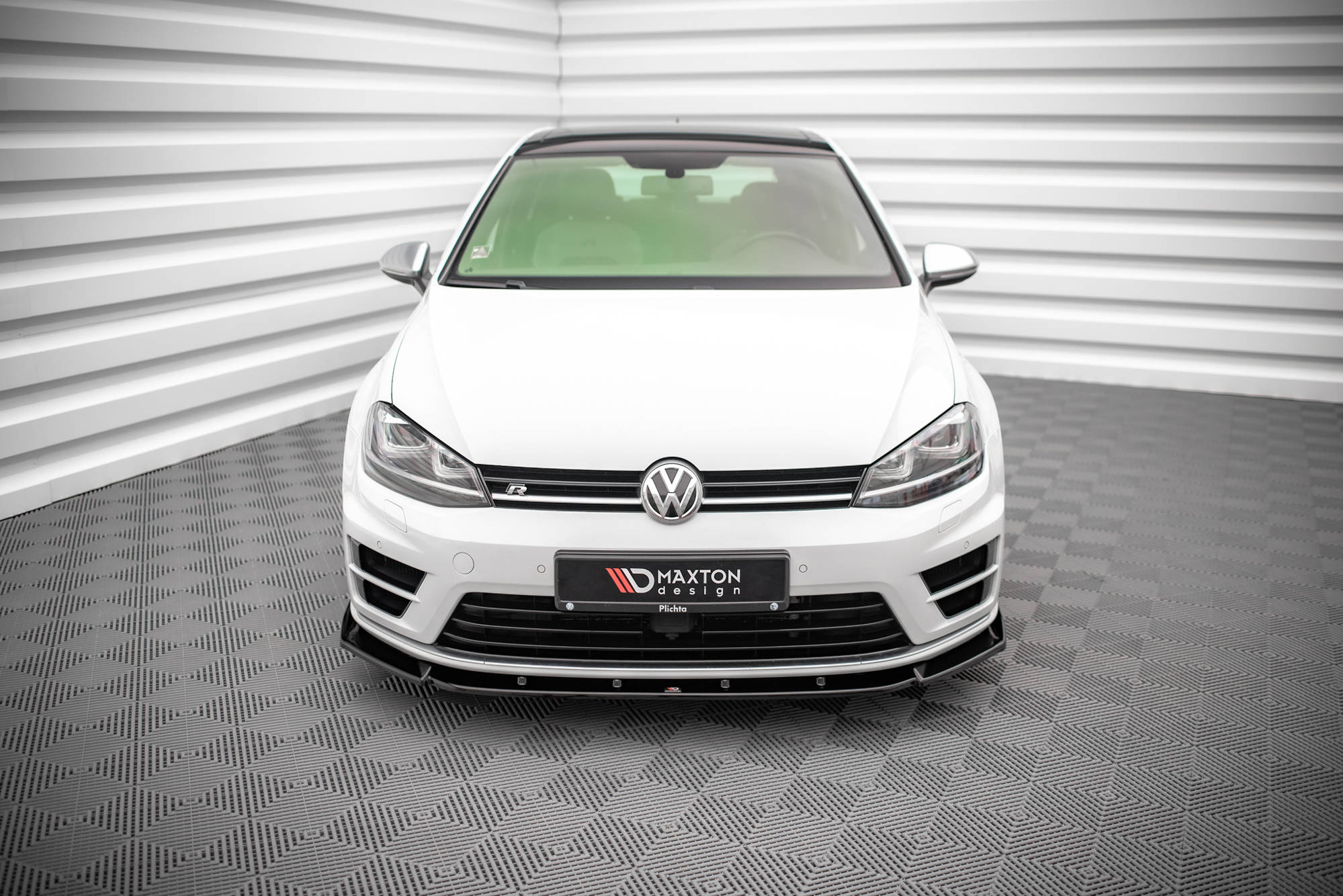 Front-Splitter-V.4-Volkswagen-Golf-R-MK7---Gloss-Black
