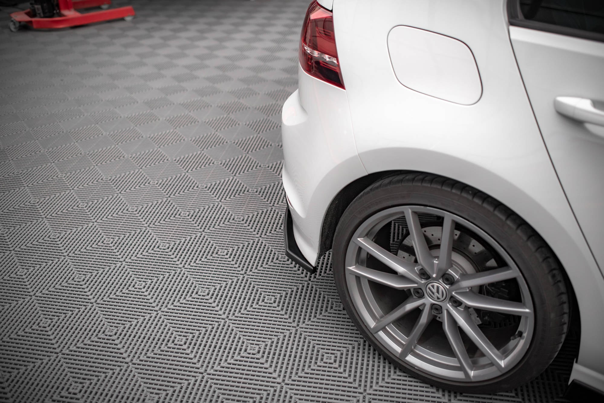 Rear-Side-Splitters-V.3-Volkswagen-Golf-R-MK7---Gloss-Black