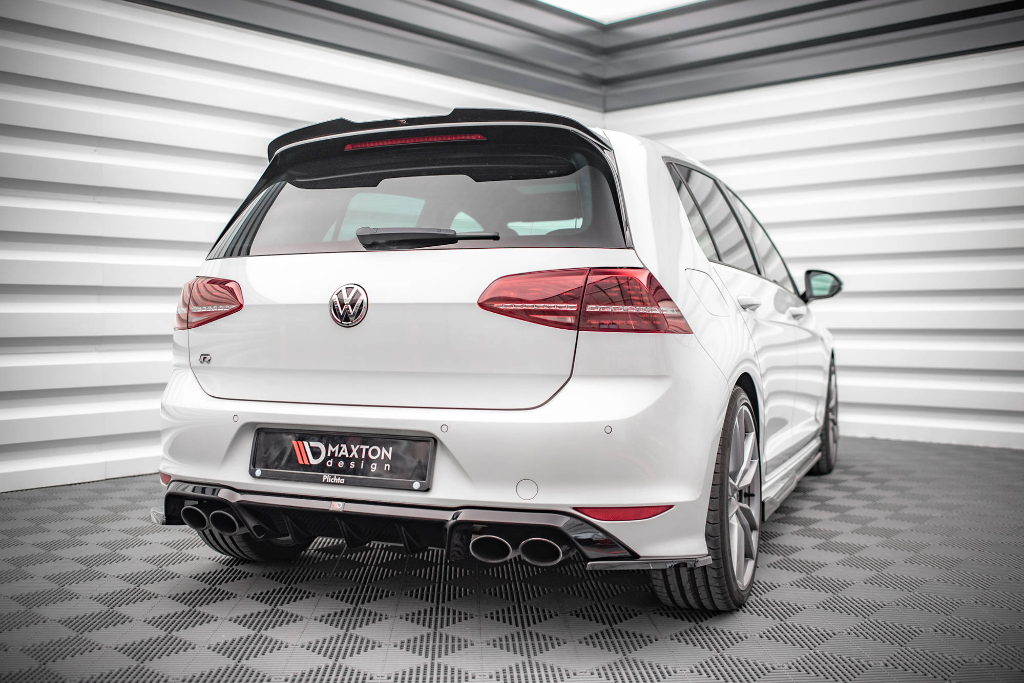 Rear-Side-Splitters-V.4-Volkswagen-Golf-R-MK7---Textured